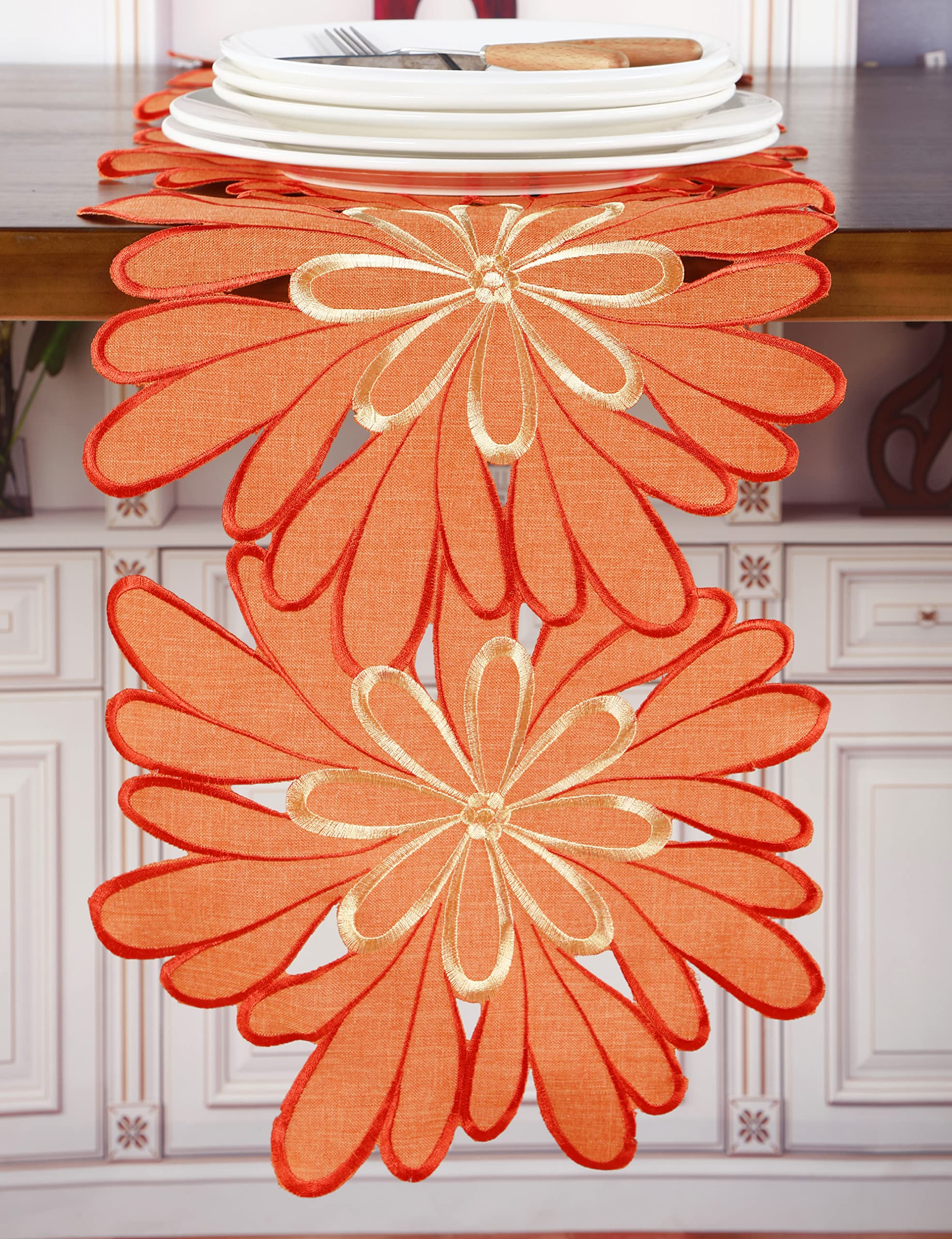 Amazon｜フラワーテーブルランナー 13インチ×34インチ オレンジ色の花