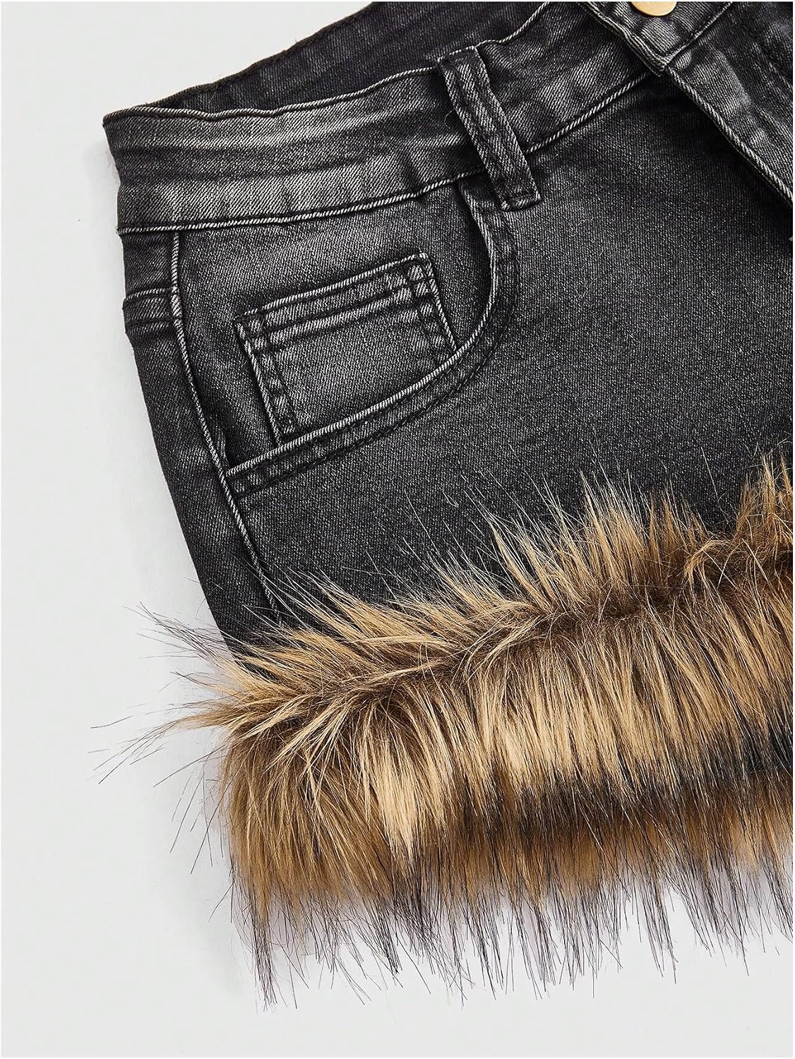 WDIRARA Women's Low Rise Fuzzy Plush Hem Denim Shorts Y2k Grunge Punk Mini Shorts