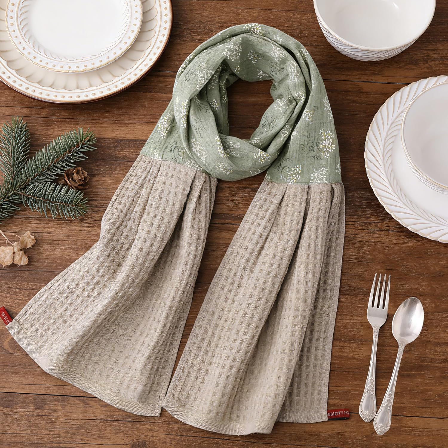 Cozy Laur Kitchen Towel Scarf – 100% Cotton Waffle Weave Hand Towel with Floral Bib Apron for Cooking, Cleaning & Decoration