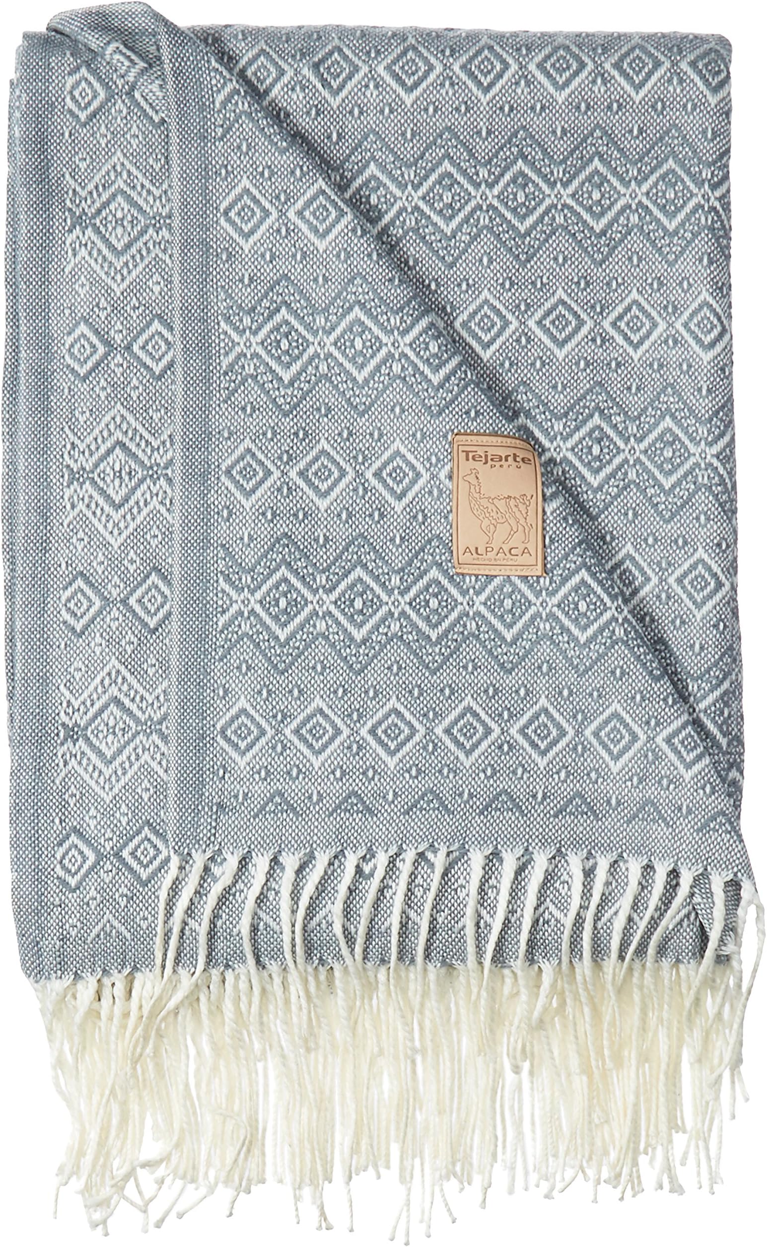 TEJARTE PERU Alpaca Blanket, Gray & White Stars & Diamond