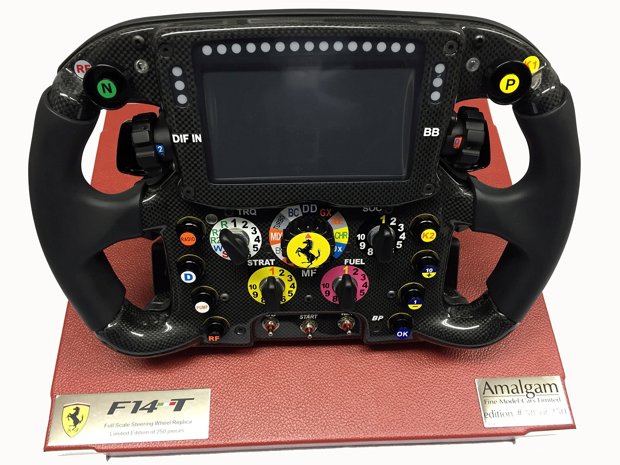 アマルガム1/4 フェラーリF14-T ステアリング Amazon.co.jp: 2014 Ferrari F14 T フルサイズステアリングホイール1/1