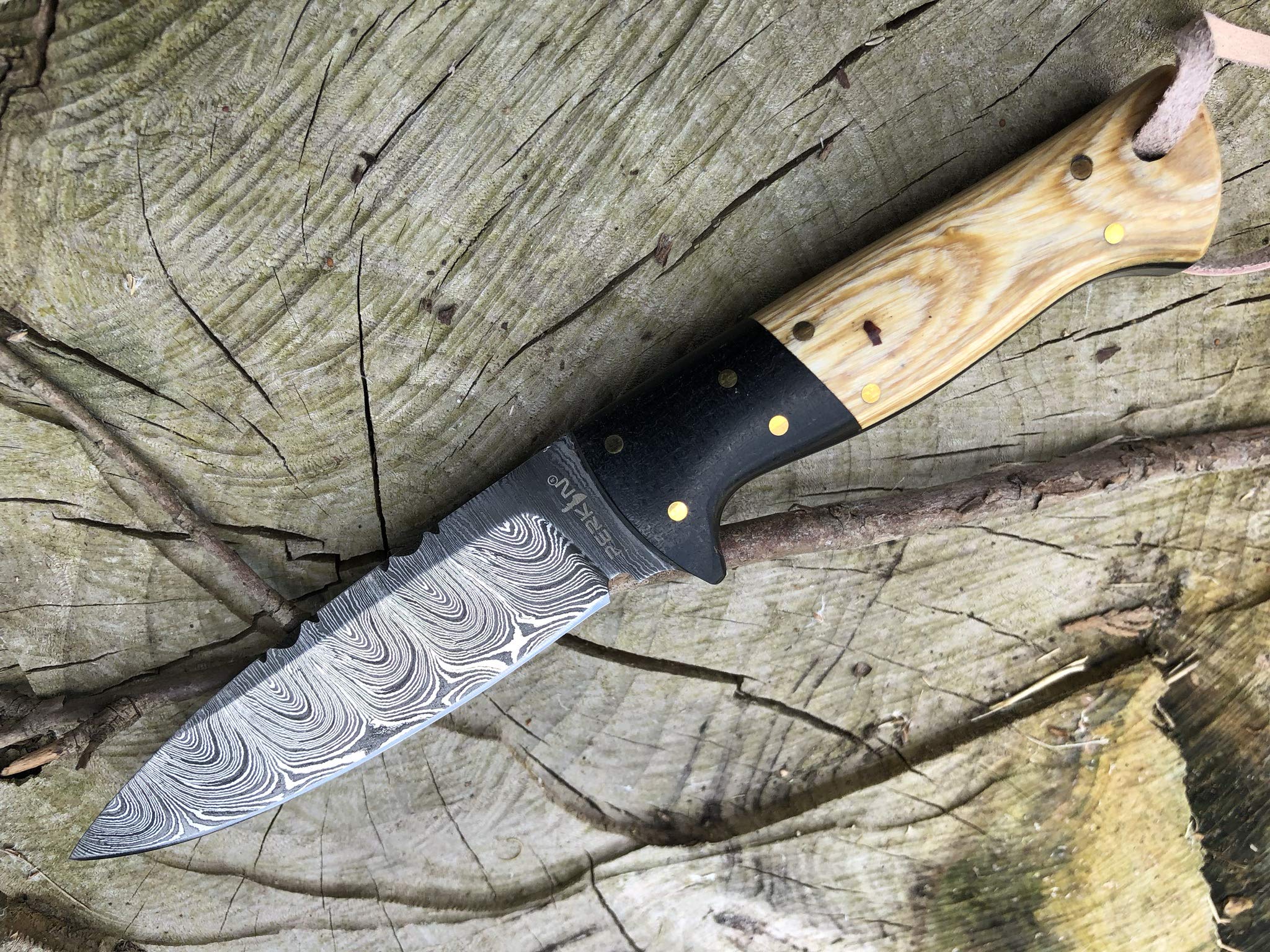 Perkin Coltello da Caccia Damasco con Fodero Sharp SK1200