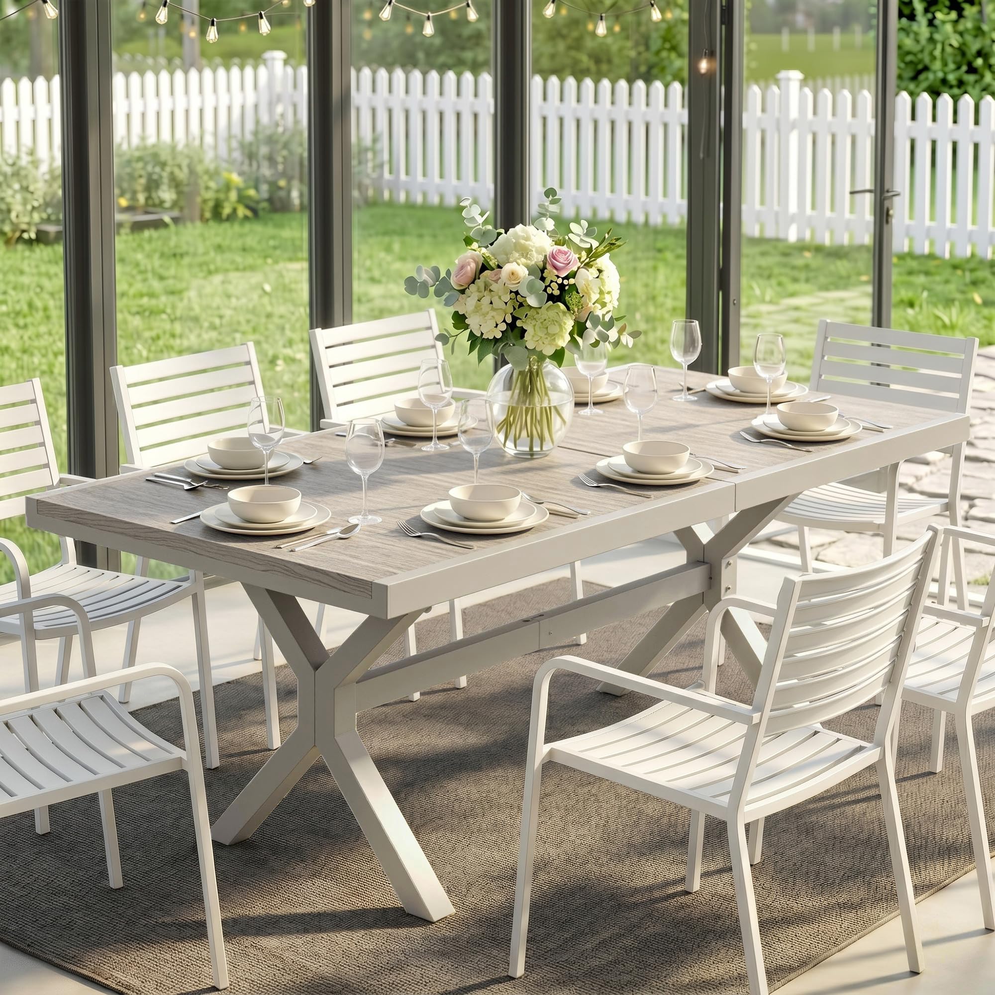 Outsunny Tavolo da Giardino Allungabile per 8-10 Persone 154/214x85cm, Tavolo da Pranzo Estensibile Esterno Alluminio Piano Effetto Legno, Gambe a X Acciaio per Patio Terrazzo Balcone, Grigio Argento