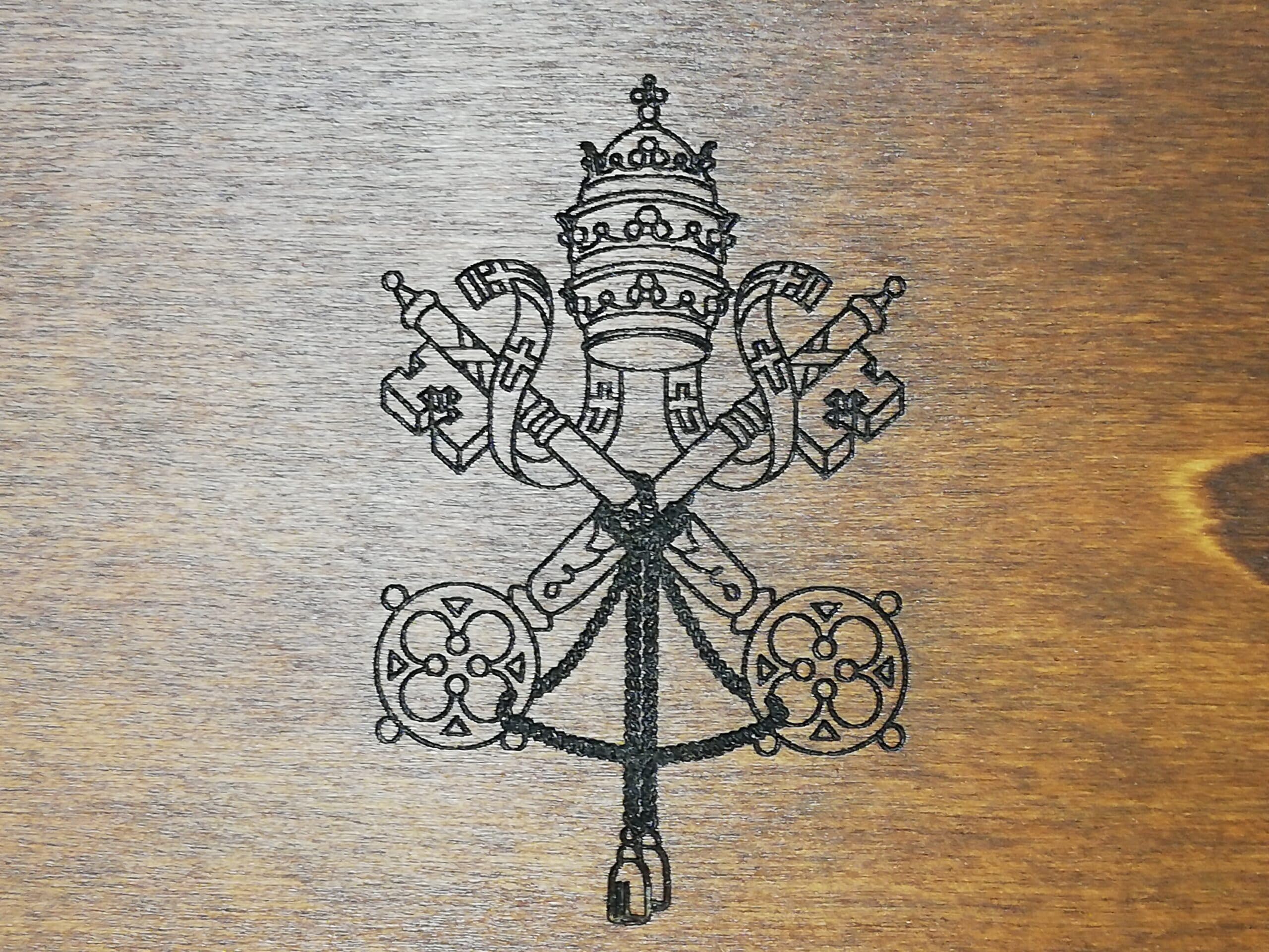 Münzbox mit Gravur Kirchenstaat-Wappen, Zwei herausnehmbare Einlagen, für Münzen und Medaillen, Numismatik, handgefertigt in Italien
