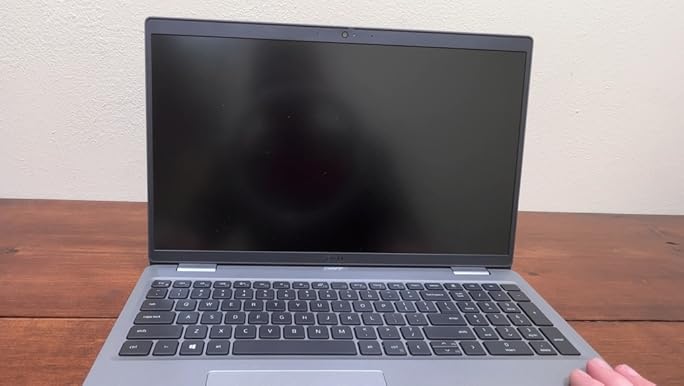 【美品】高性能i5＆SSD1TB/メモリ16GB✨Latitude 5520 Amazon.com: Dell Latitude 5520 15.6-inch Laptop, Intel Core