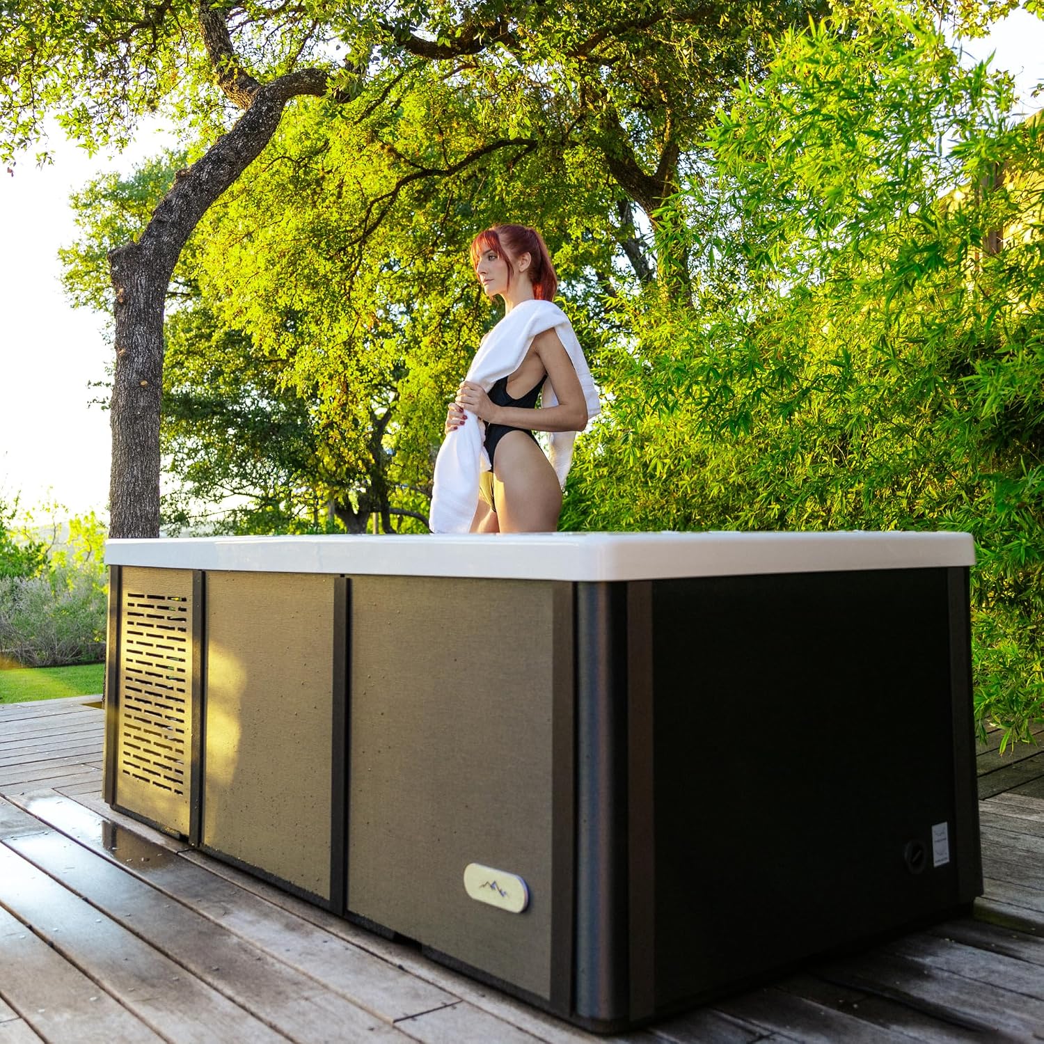 Ultimate Ice Bath for Athletes – Cold Plunge with Chiller + Hot Tub, All in One – Ice Bath Tub with Water Chiller for Athletes, Indoor Outdoor Hot Tub Experience