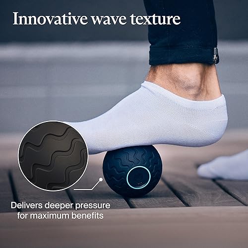 Miniatura 6 de Therabody WaveSolo - Dispositivo de masaje portátil con Bluetooth, bola de terapia de vibración ultra portátil con tecnología QuietRoll y 3