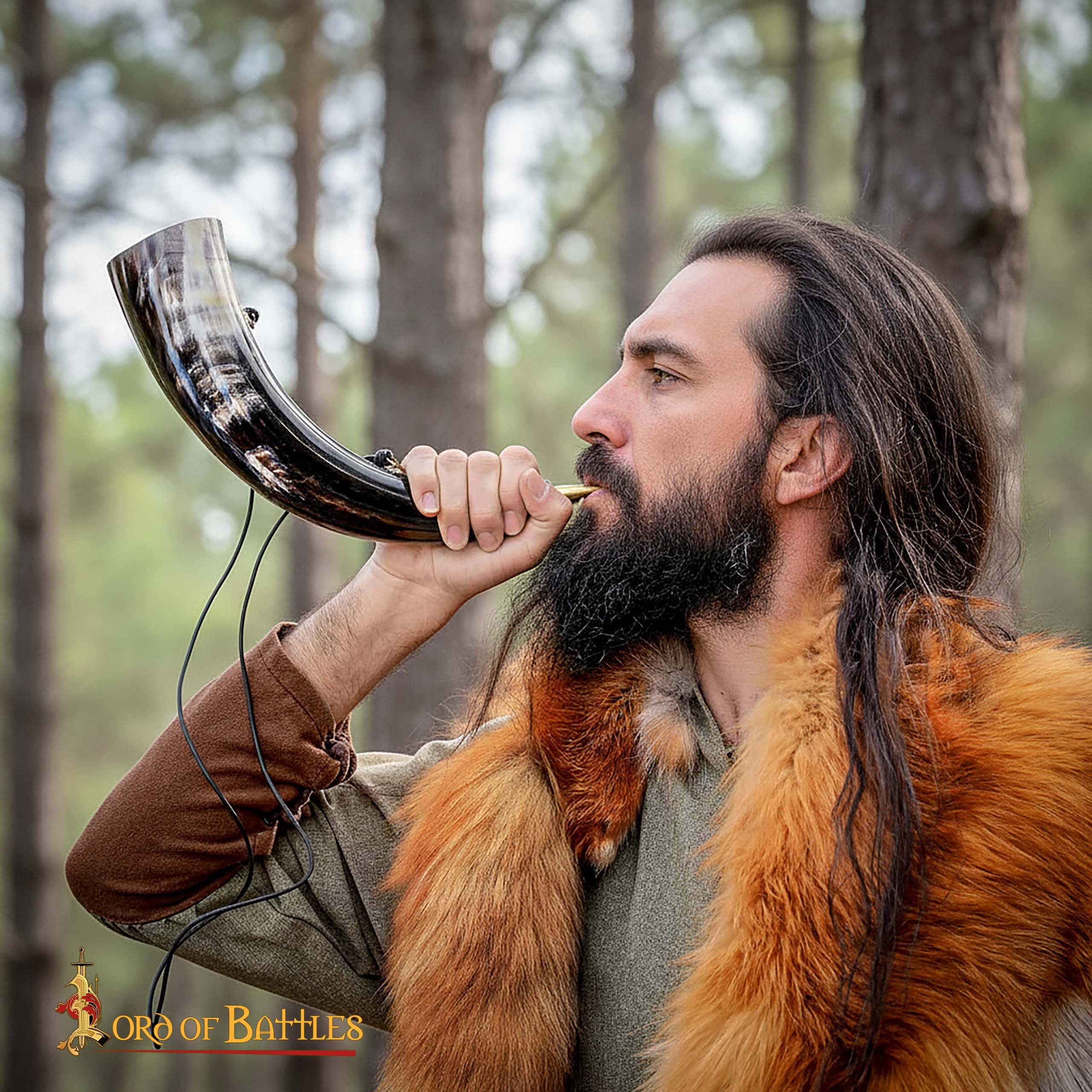 Lord of Battles Wikinger Bigul Horn mit schwarzer Lederschnur aus OX Authentic