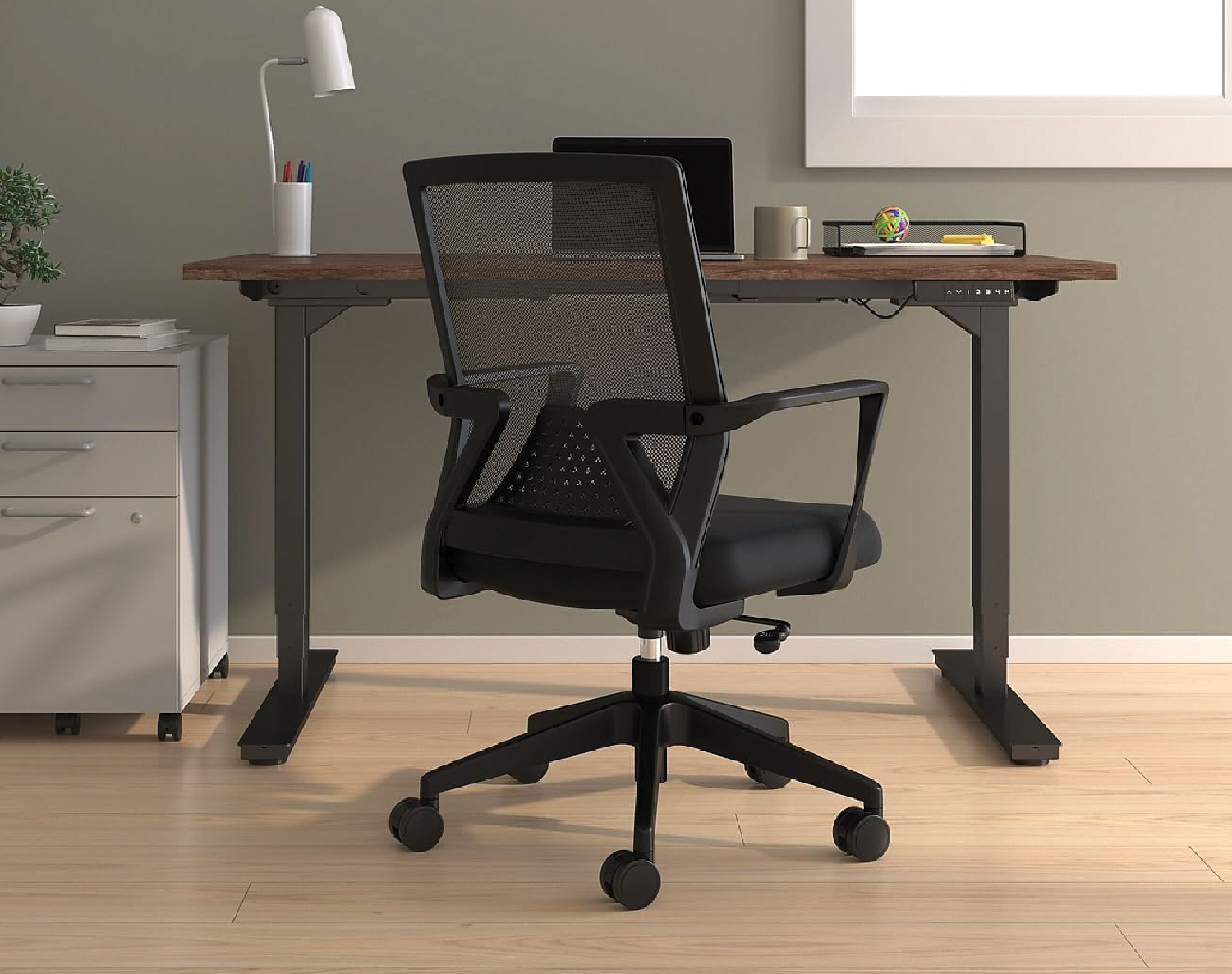 Amazon.com: STAPLES Cartwright Ergonomic Office Desk Chair