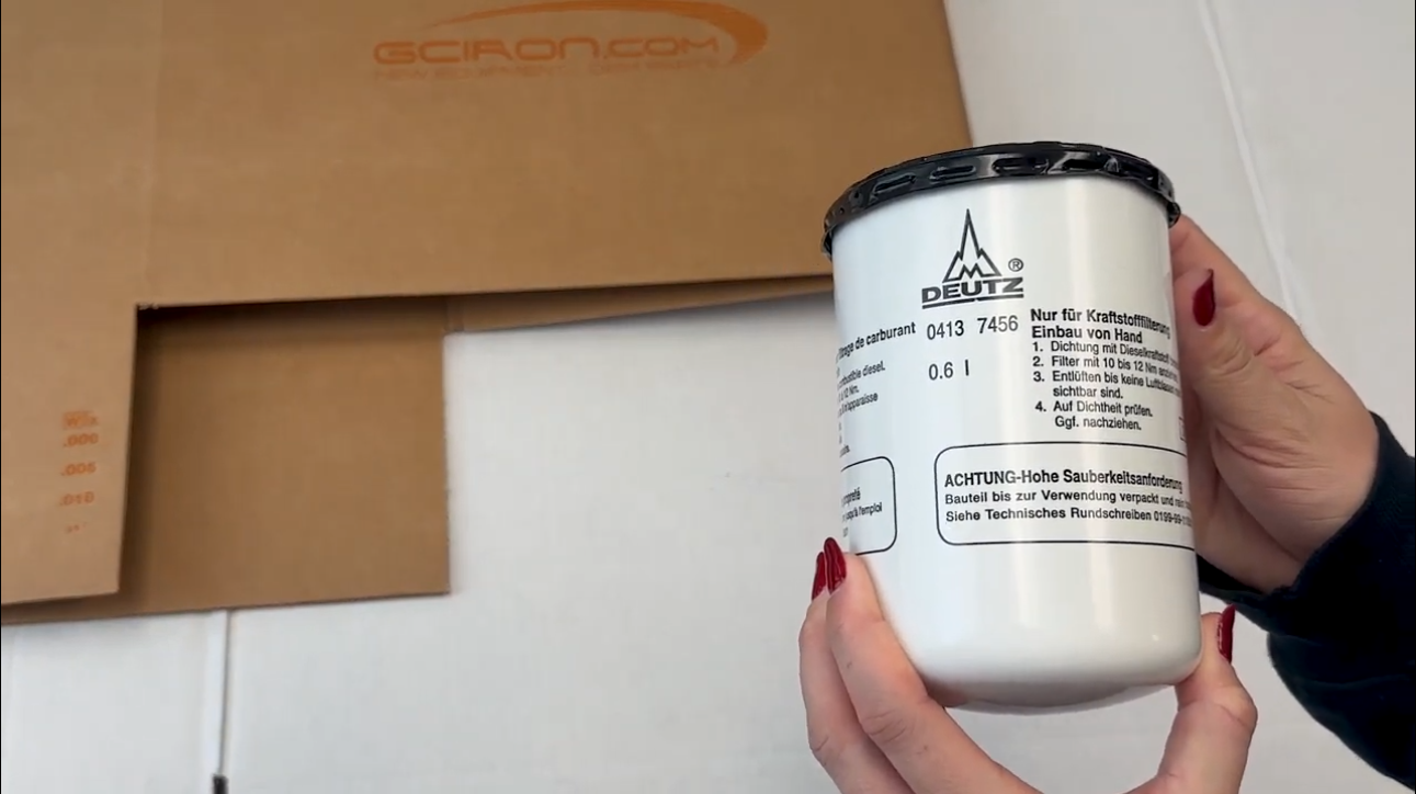 Amazon.com: Deutz OEM Part, Spin-ON Fuel Filter, 4137456 : Automotive