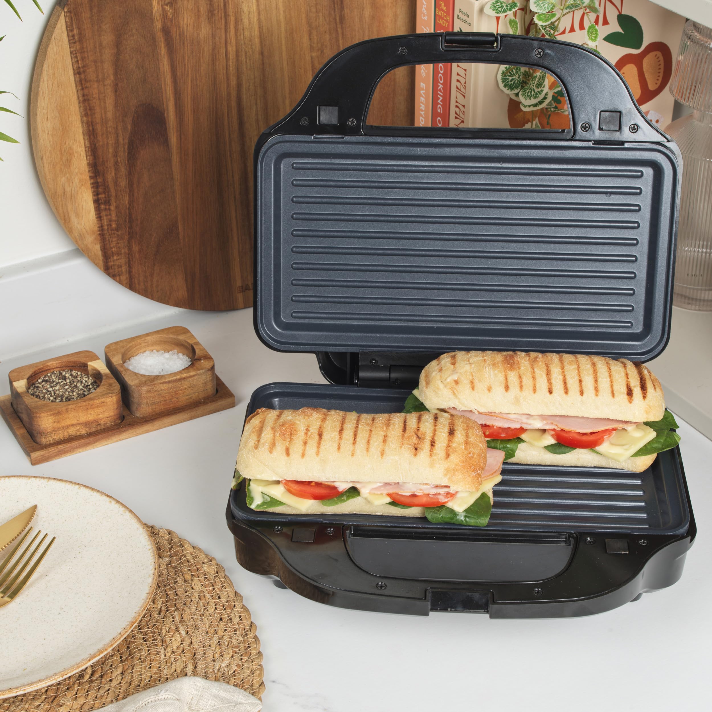 Salter XL 3-en-1 Snack Maker, plaques toastie, gaufres et panini, 900 W | Plaques amovibles antiadhésives, format deep fill, température automatique, poignée froide, voyants lumineux