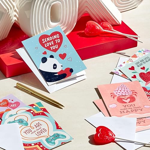 Miniatura 2 de Hallmark Tarjetas de San Valentín para niños de abuela, tía padre, pariente (36 aulas de San Valentín con sobres) erizos, caracoles, pandas,