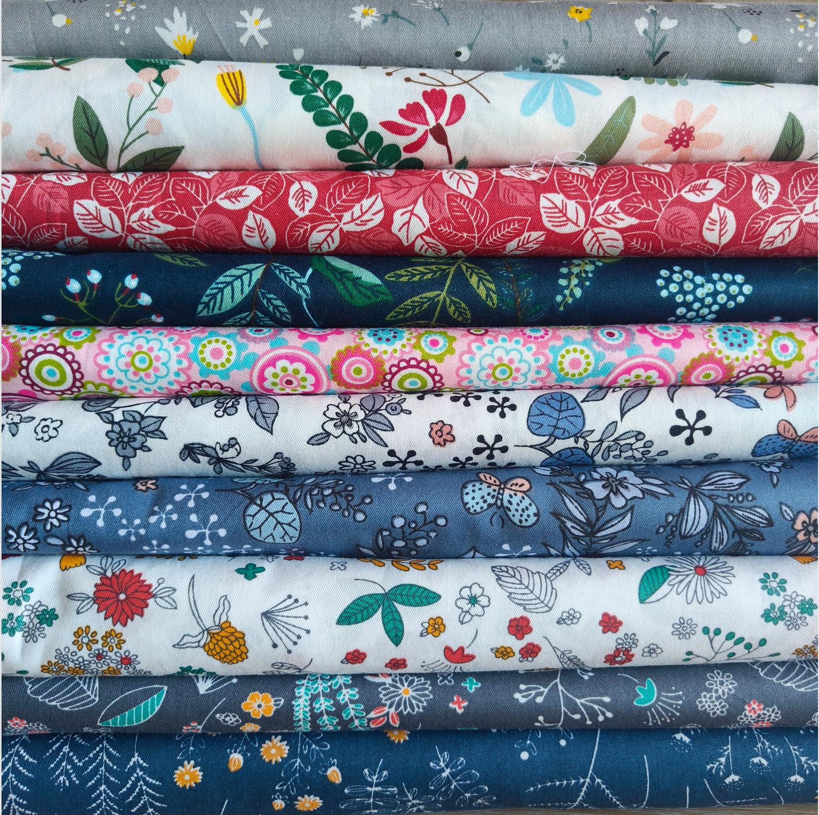 Cotton Fabric DIY Making Supplies Quilting Patchwork Fabric Fat Quarter Bundles DIY for Quilting Cotton Patchwork Cushions (10pcs Mix, 9.8" x 9.8")