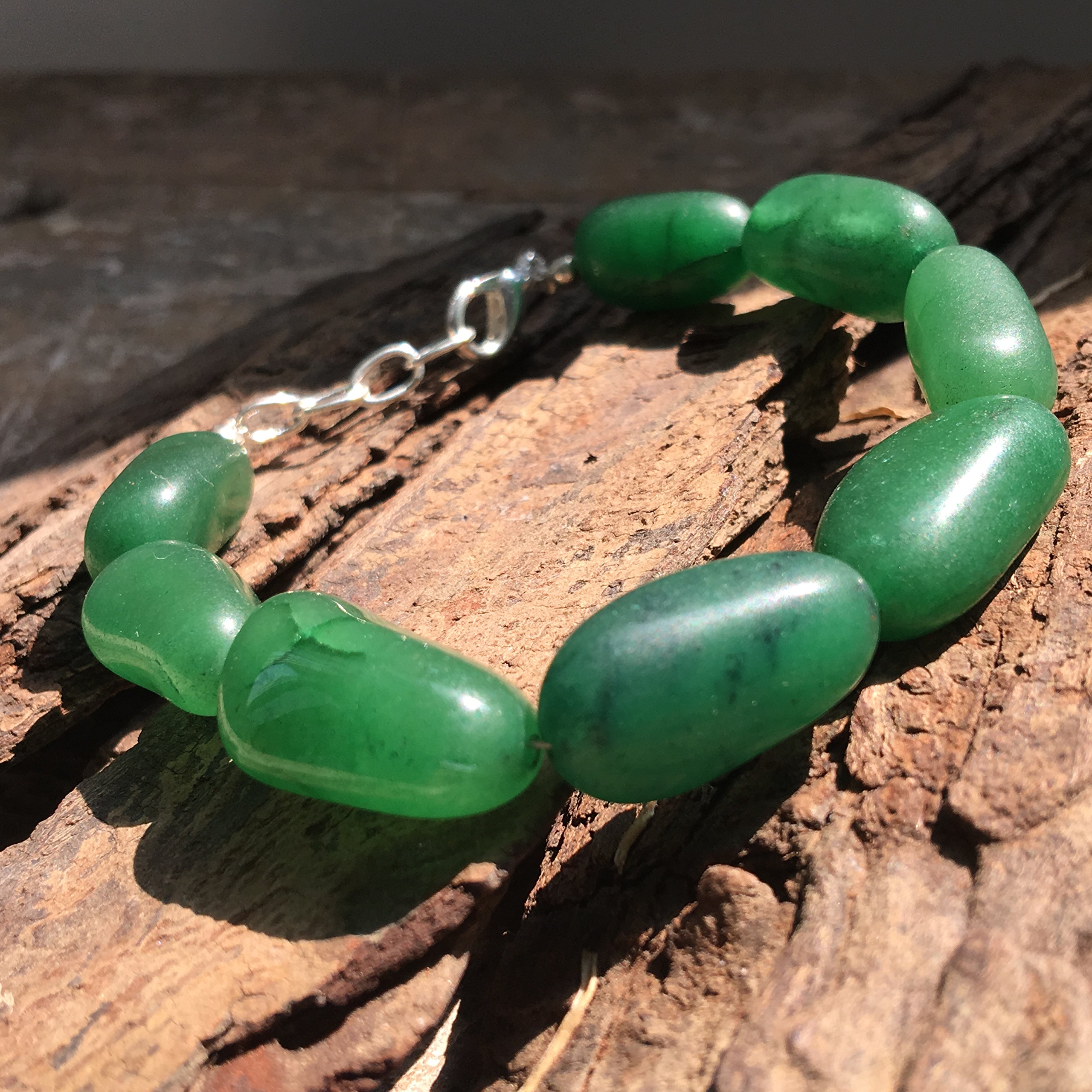 WCJ Green Quartz Tumble Bracelet Unisex