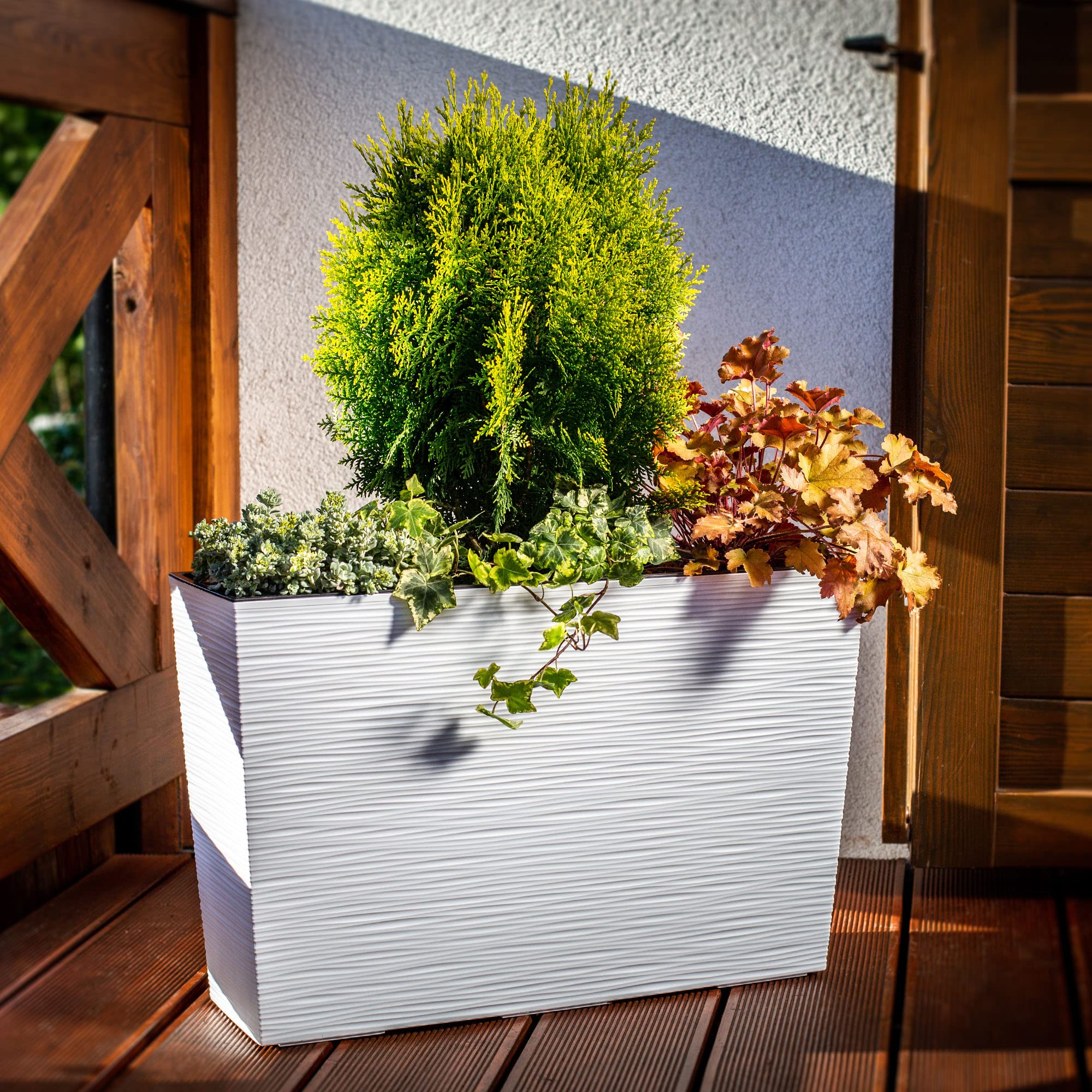 KADAX Flower Box in plastica, 18,5x55,7 cm, 5 colori, vaso di fiori con nastri di irrigazione, scatola di con inserto, gioco floreale (rettangolare, pattern graffi, bianco)