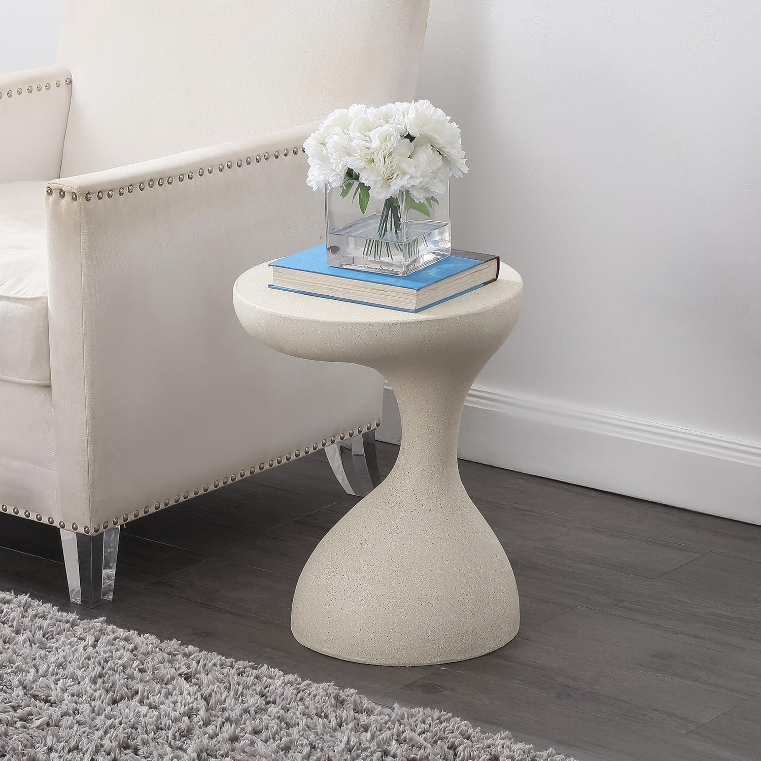 JONATHAN Y TBL1110B Boracay 19.75" Modern Minimalist Indoor/Outdoor Resin Drink Table, Pedestal, Contemporary, Mid-Century, Art Deco, Bohemian, Patio, Garden, Bathroom, Living Room, Cream Terrazzo