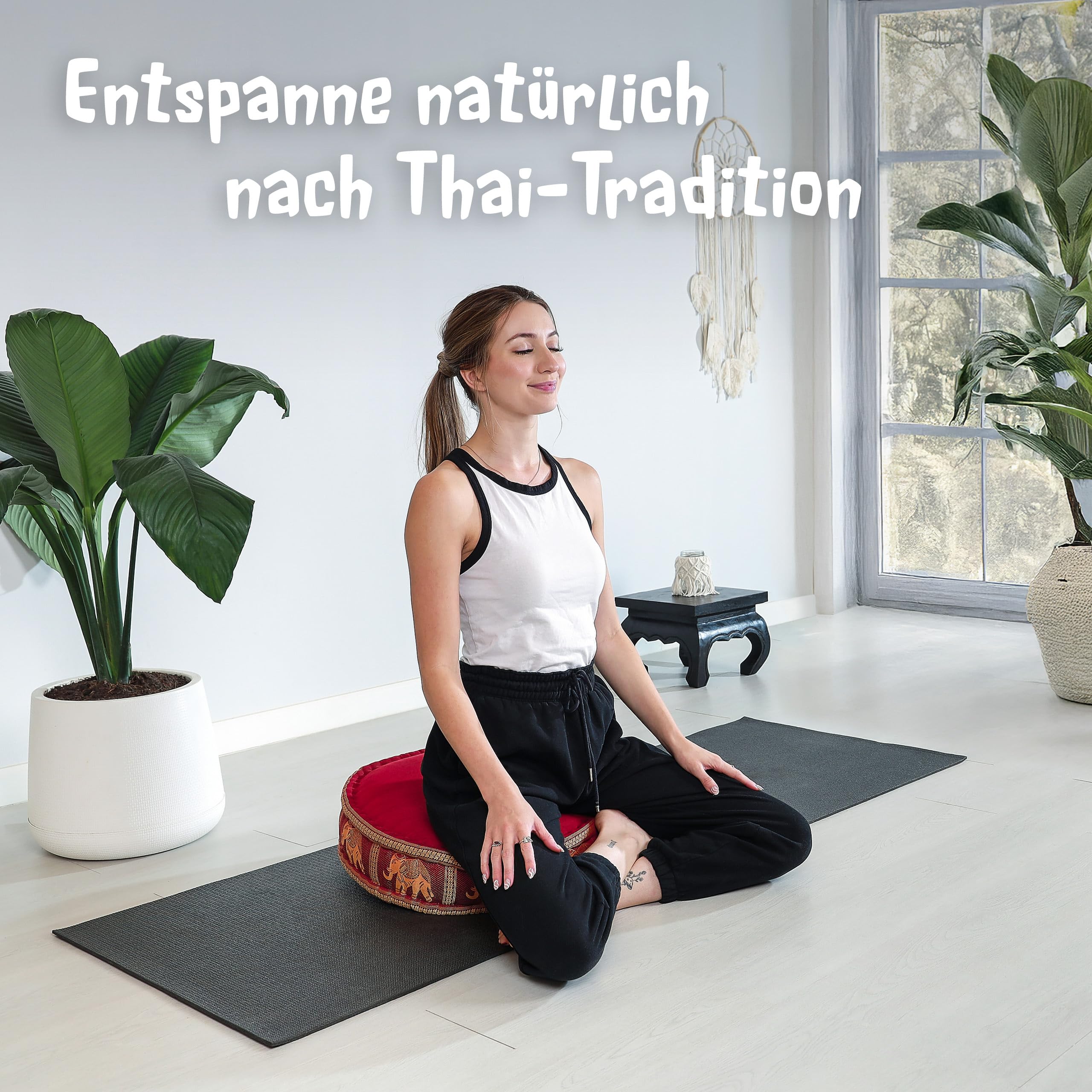 livasia Meditationskissen mit Thaiseide - Ø 45x15cm - Yogakissen mit Kapok, Pouf, Bodenkissen für Yoga und Zen Meditation, Sitzkissen für Garten und Balkon, Zafukissen (Rot/Elefanten Seide)