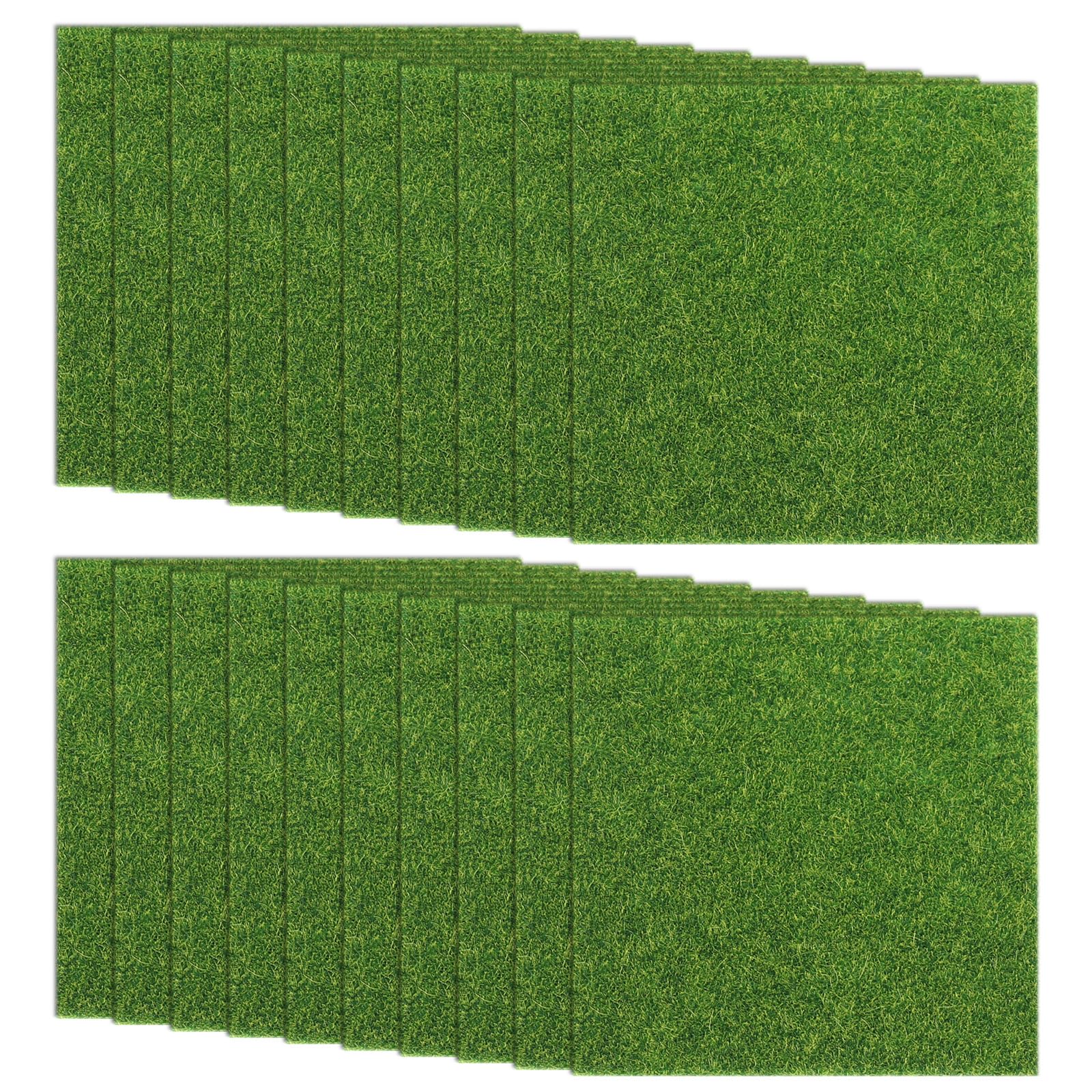 20 Pack Square Artificial Grass Mat, 15 x 15cm Large Fake Turf Mats, Anti Slip Decorative Multifunctional Outdoor Turf Placemat for Model Display (15 x 15cm(20PCS))