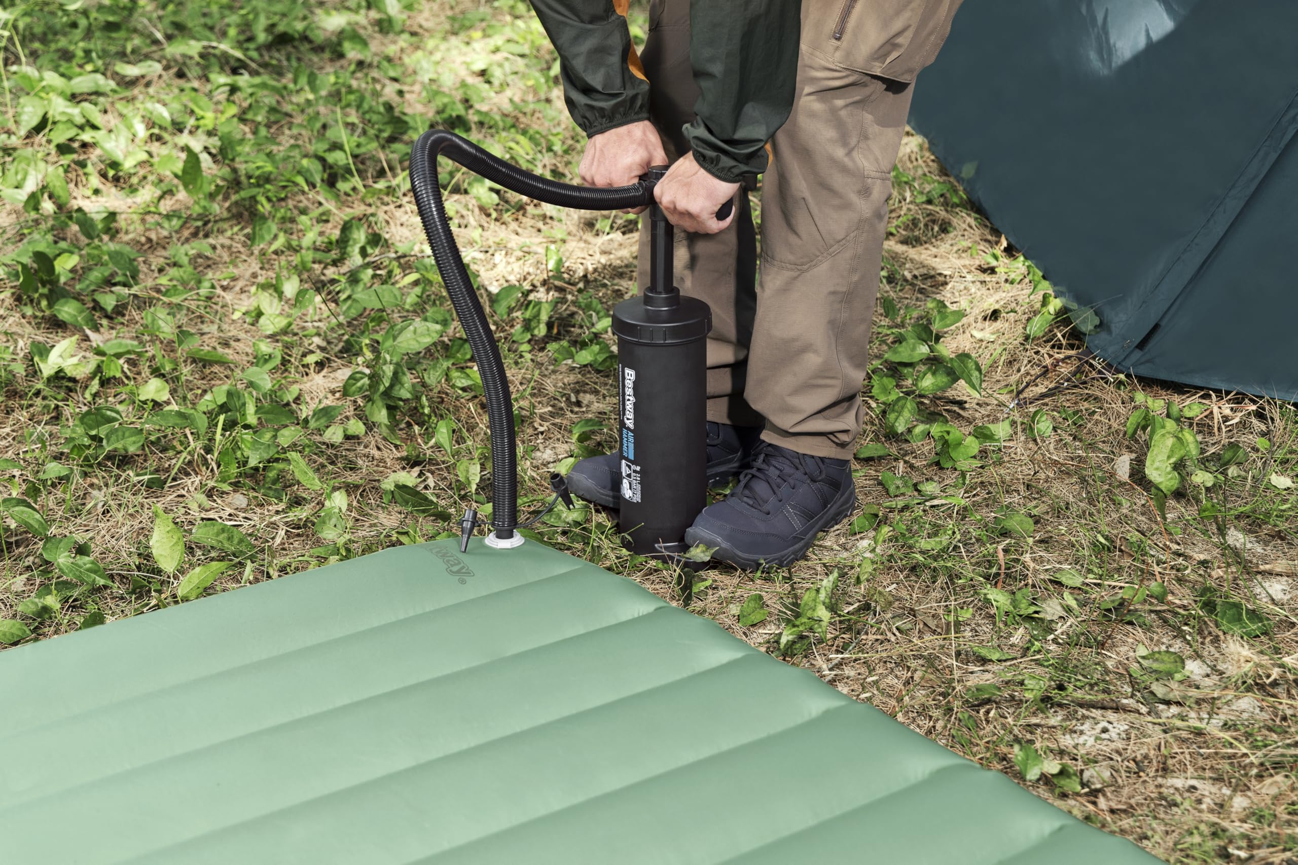Bestway aufblasbare Doppel-Isomatte AdventuRest 203 x 142 x 15 cm
