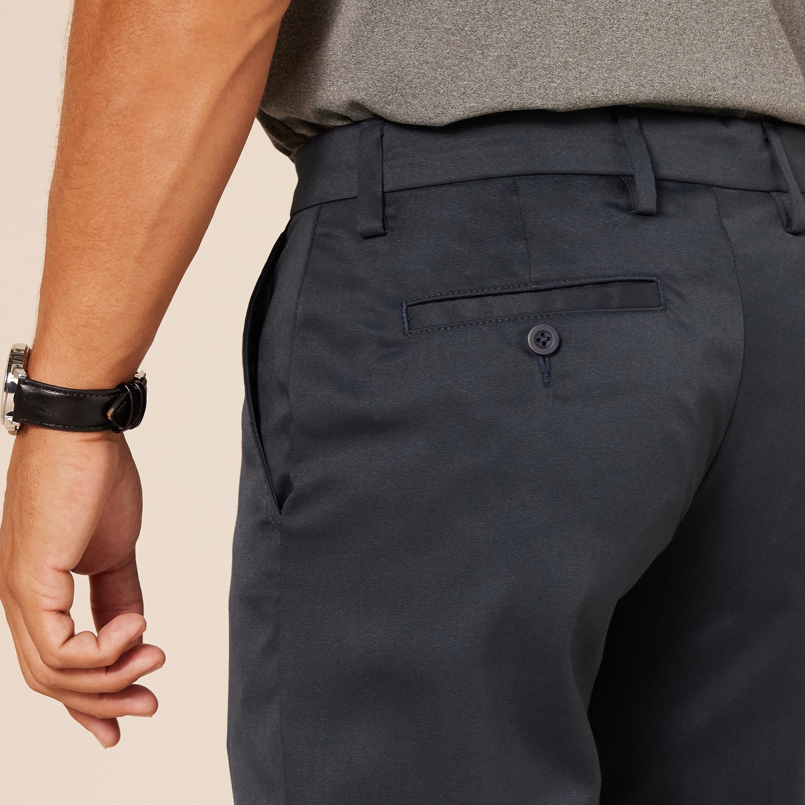 Amazon Essentials Mężczyźni Spodnie golfowe Slim-Fit Stretch