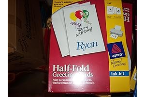 Greeting Cards Half Fold with Envelopes - Avery #3297