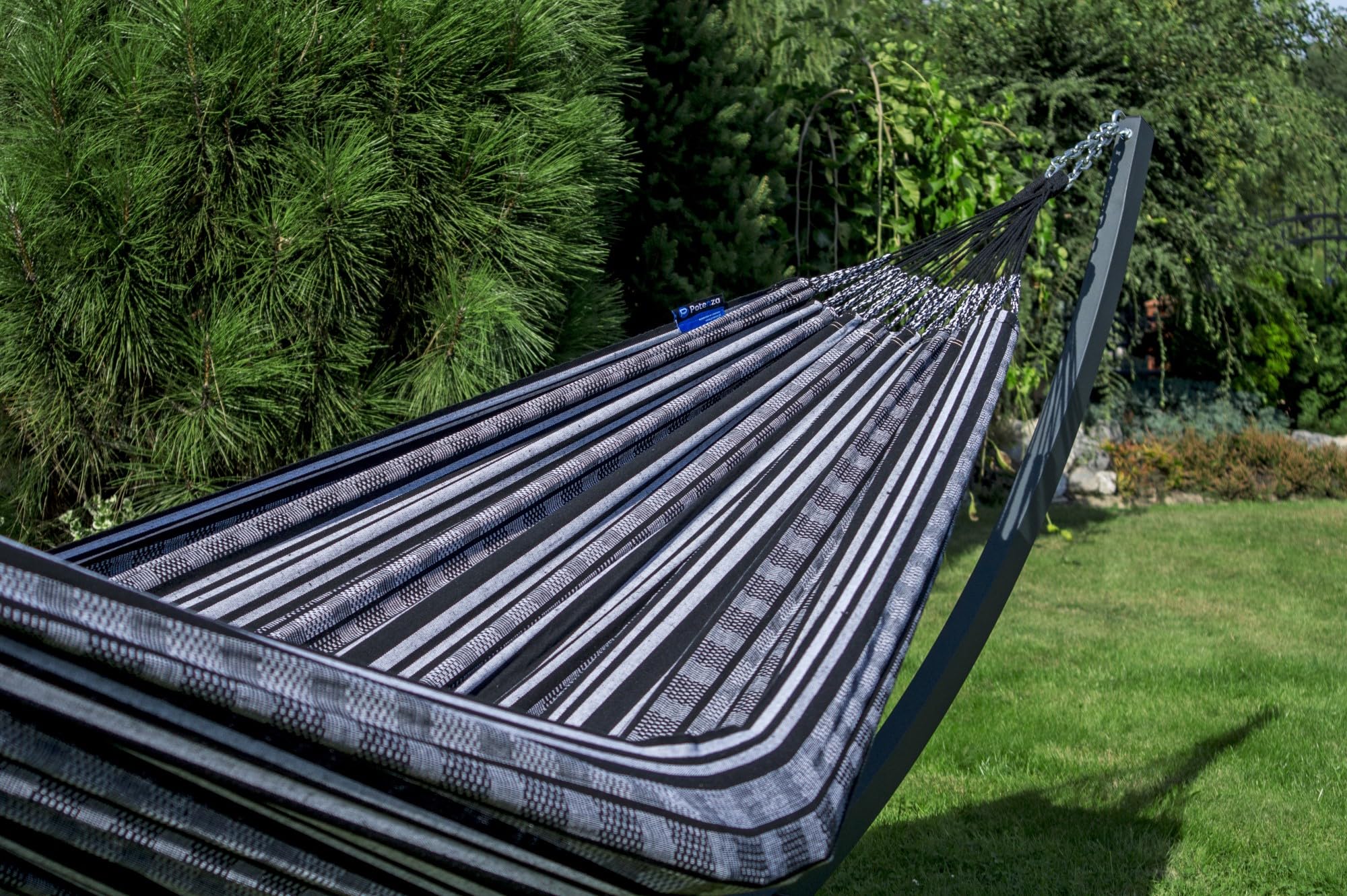 Potenza hamak kolumbijski Pereira ze stelażem stalowym | dla 1 osoby | hamak 220x140 cm | nośność do 200 kg (Standardowy stelaż, Czarno-biały)