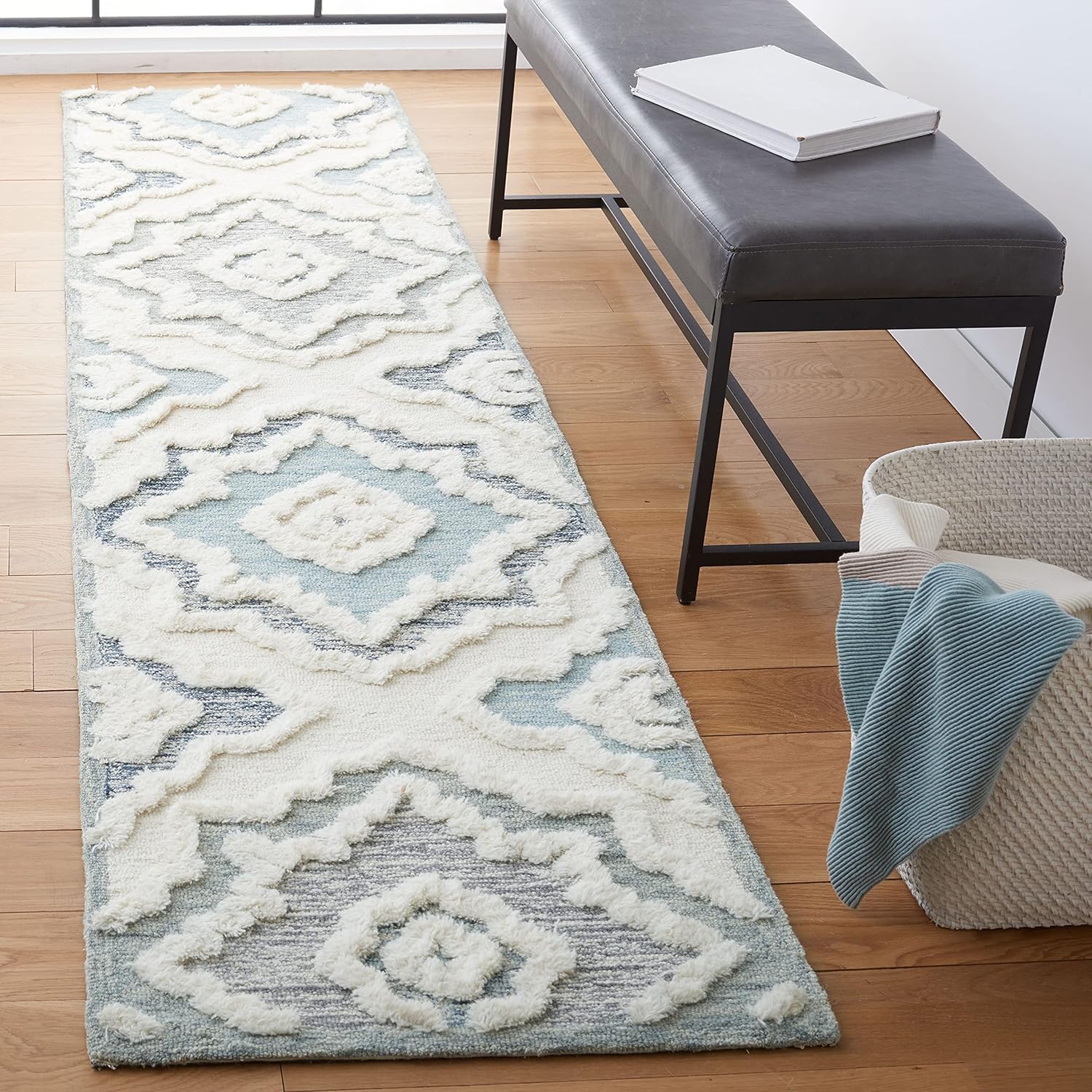 Ivory and Light Blue Hand-Tufted Wool 8' x 10' Area Rug