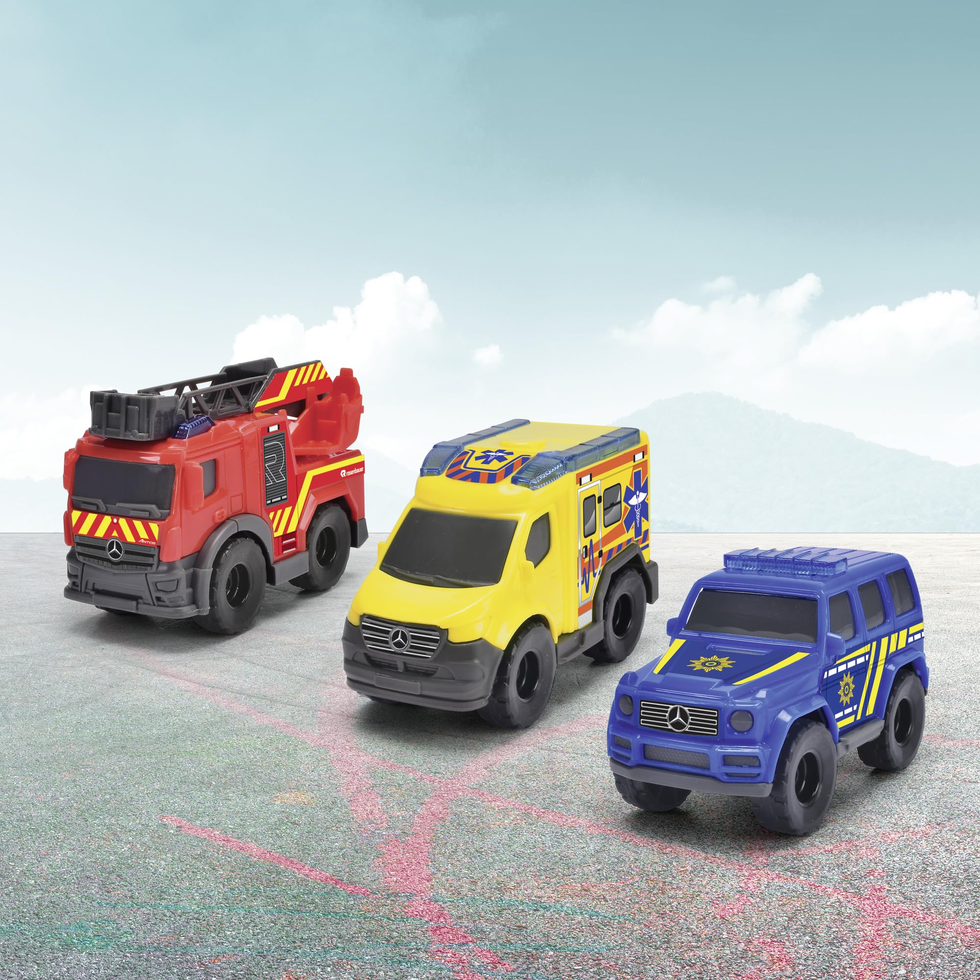 Amazon.com: Dickie Toys 203712029 SOS Mercedes-Benz Emergency