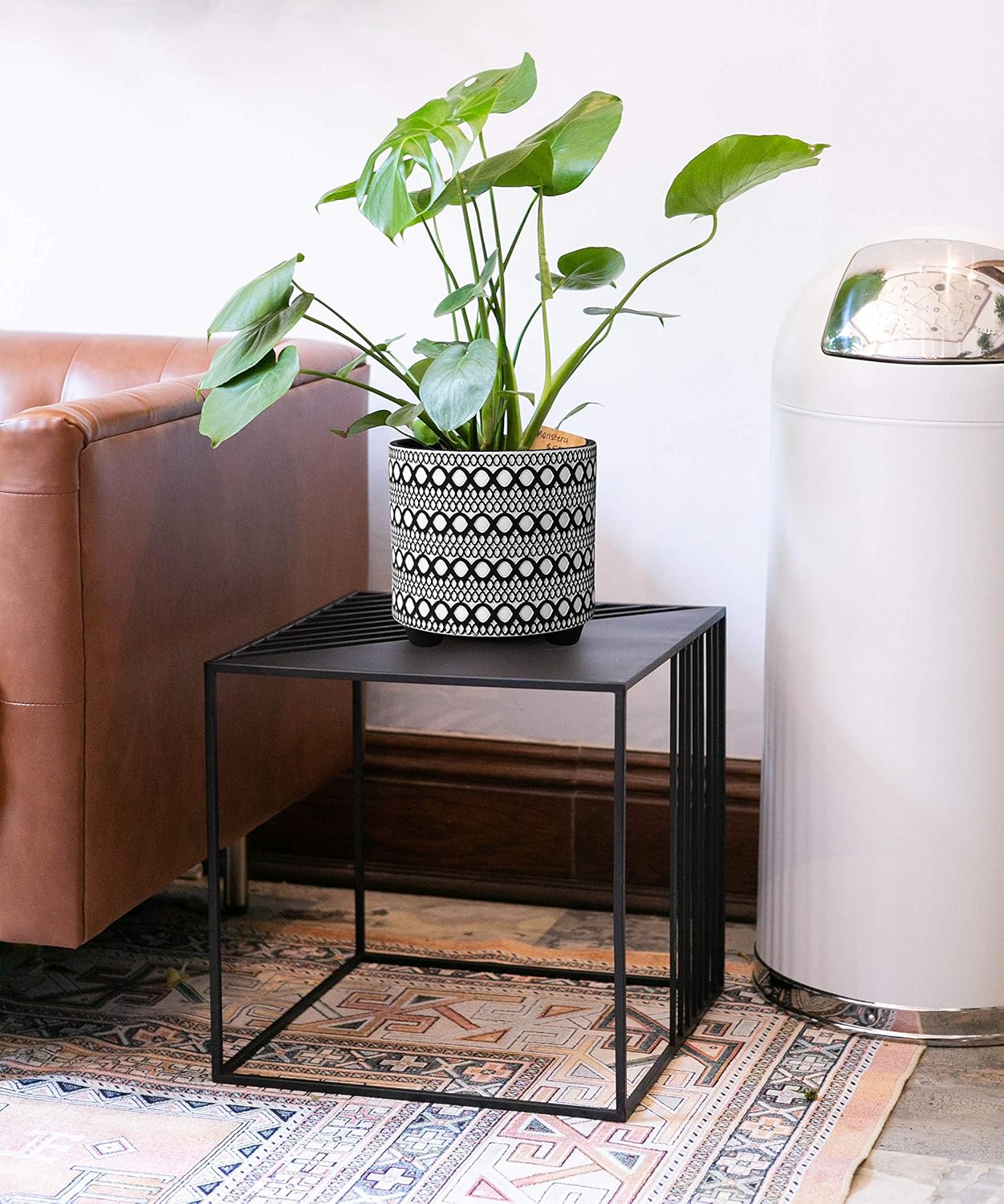 D'vine Dev 8 Inch Terracotta Planter Pot, Modern Design Ceramic Plants Pot with Drainage Hole, Noir Nomad, 33-953-B-5