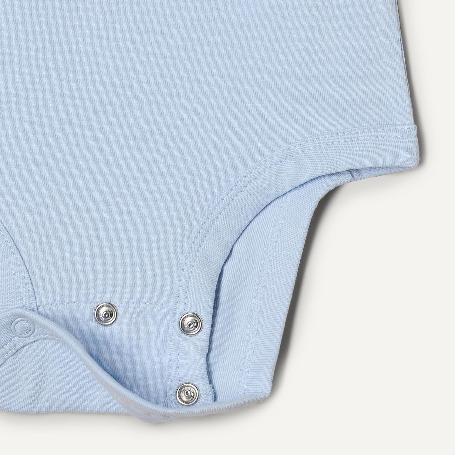 Amazon Essentials x Sofia Grainge Unisex Babies' Short Sleeve Crewneck Bodysuit - Image 3