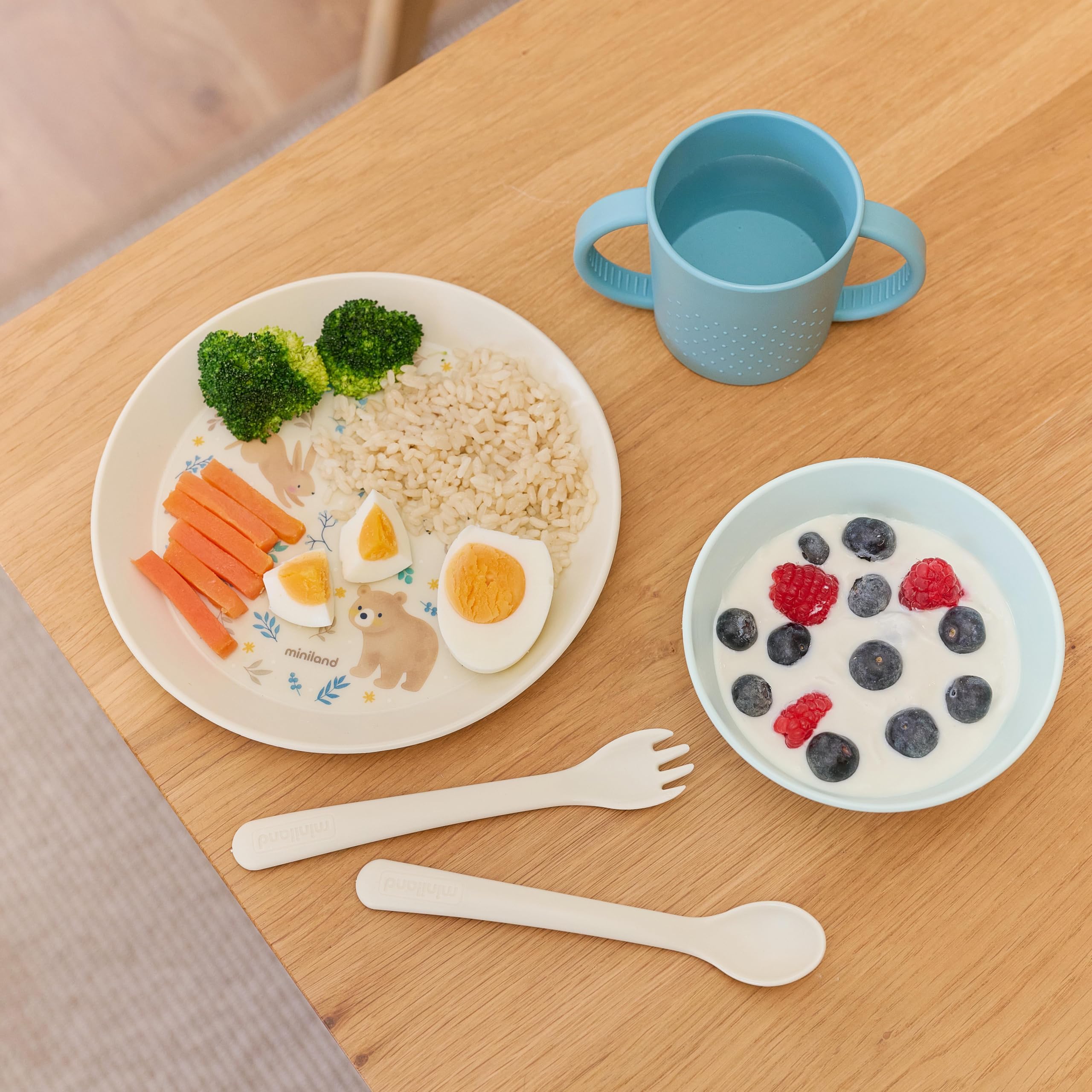 Miniland - Vajilla para Bebé de Aprendizaje | Plato, Vaso Antiderrame y Cubiertos Adaptados para Bebé | Vajilla Infantil Libre de BPA (Set Dreamland)
