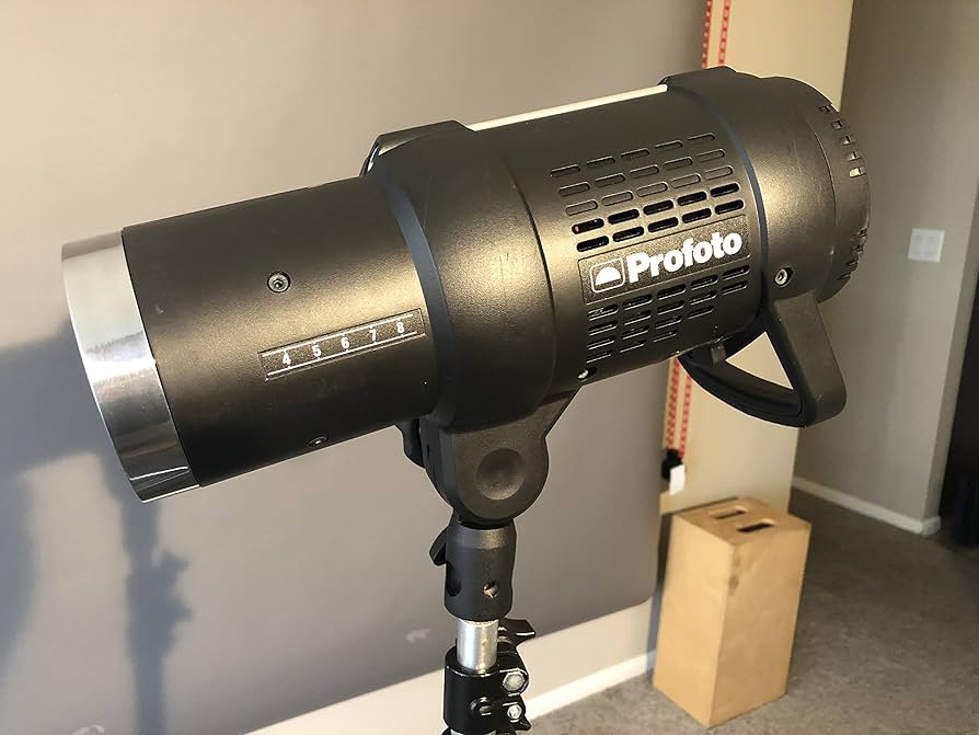 【専用】Profoto B1 Amazon | Profoto B1 ストロボ用ワイヤレストランスミッター Air