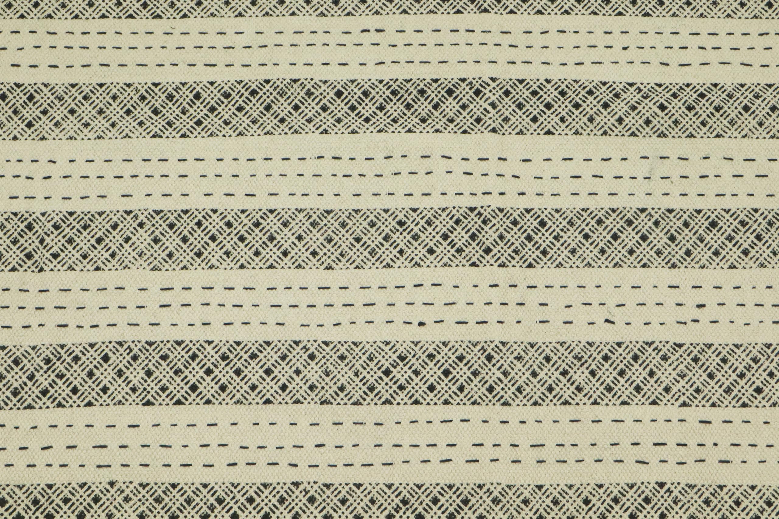Dhurrie Kelim-Teppich, handbedruckt, Baumwolle, 30,4 cm, Beige / Schwarz, geometrisches Design, Handwäsche, 0,5 cm dick, handgefertigt, Boho, für drinnen und draußen, Flachgewebe, für Flur, Esszimmer