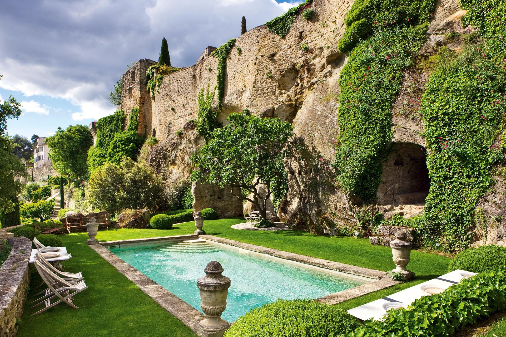 Mediterranes Gartendesign: Spektakuläre Privatgärten (Garten- und Ideenbücher BJVV)