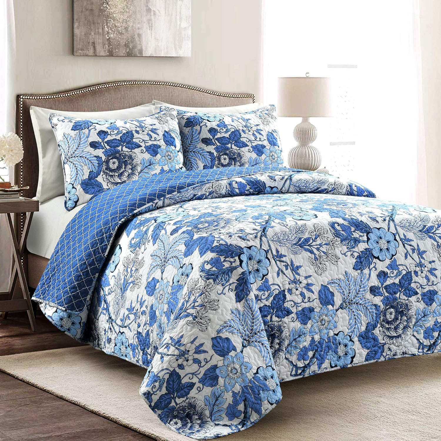Lush Decor Sydney Reversible Cotton Quilt Set, 3 Piece Set, King, Navy & White - Cotton Bedding Set - Navy Floral Quilt - Cottage Decor - Bedding King Size Navy & White King