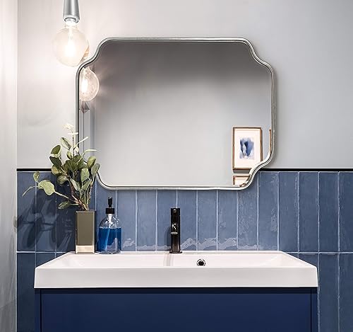 Miniatura 2 de Kate and Laurel Plumley Glam - Espejo de pared festoneado, 18 x 24 pulgadas, plateado, espejo de transición para decoración de pared