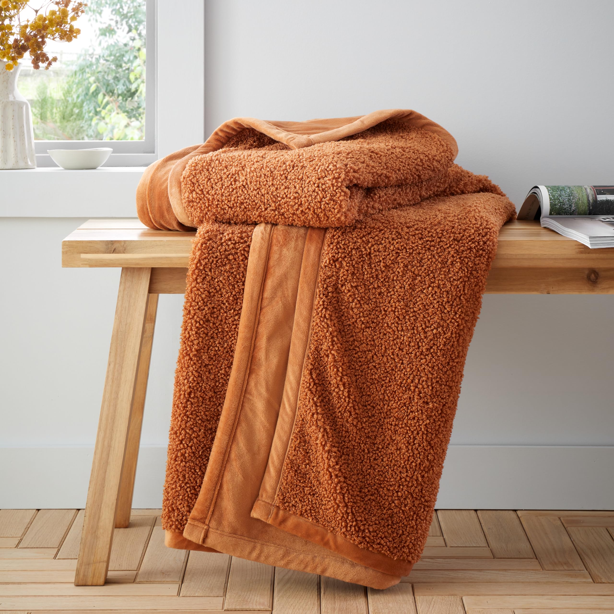 Catherine Lansfield So Soft Velvet Boucle 130x170 cm Blanket Throw Caramel — image 1