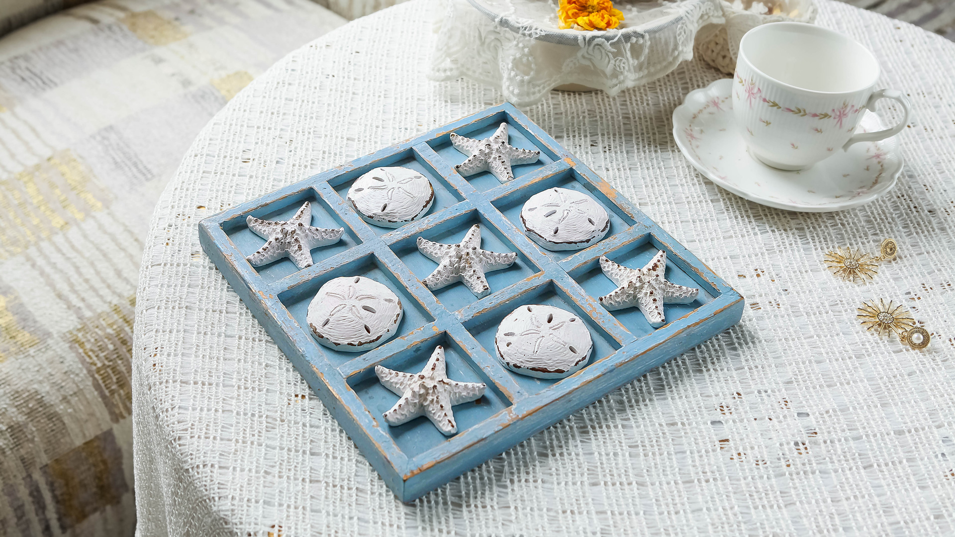 Amazon.com: NIKKY HOME Beach Decor Tic Tac Toe Wood Board Travel