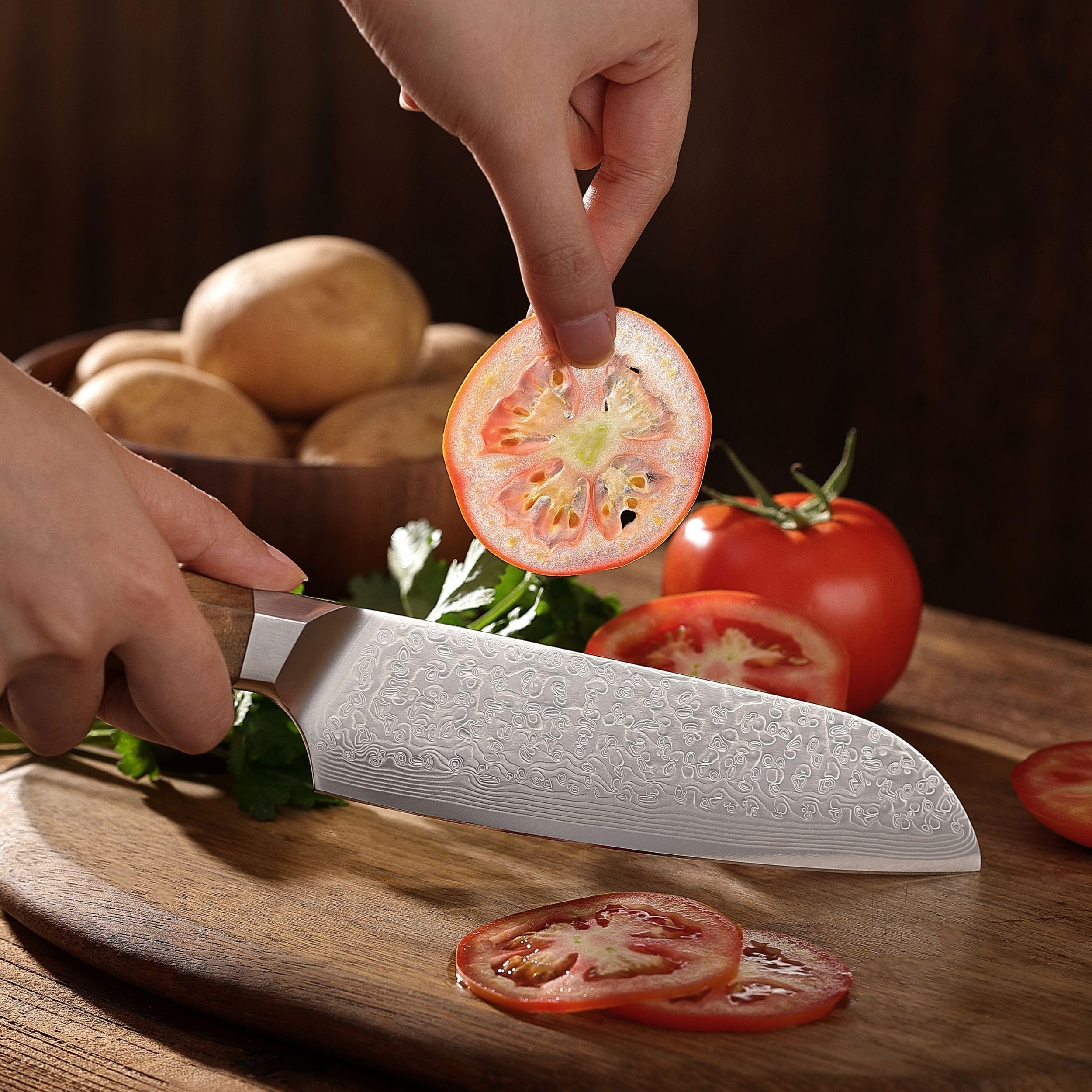 Wakoli Oribu Santokumesser 18 cm aus 67 Lagen Damaststahl mit VG10 Kern | Full Tang mit Olivenholzgriff, beidseitiger 15° V-Schliff, 60 ± 2 HRC, für Fleisch, Fisch und Gemüse, inklusive Geschenkbox