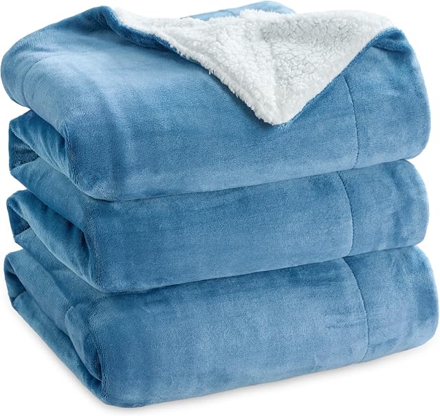 Bedsure Sherpa Fleece Blanket King Size - Fluffy Microfiber Solid Blankets for Bed Large Throw, Washed Blue, 230x270cm