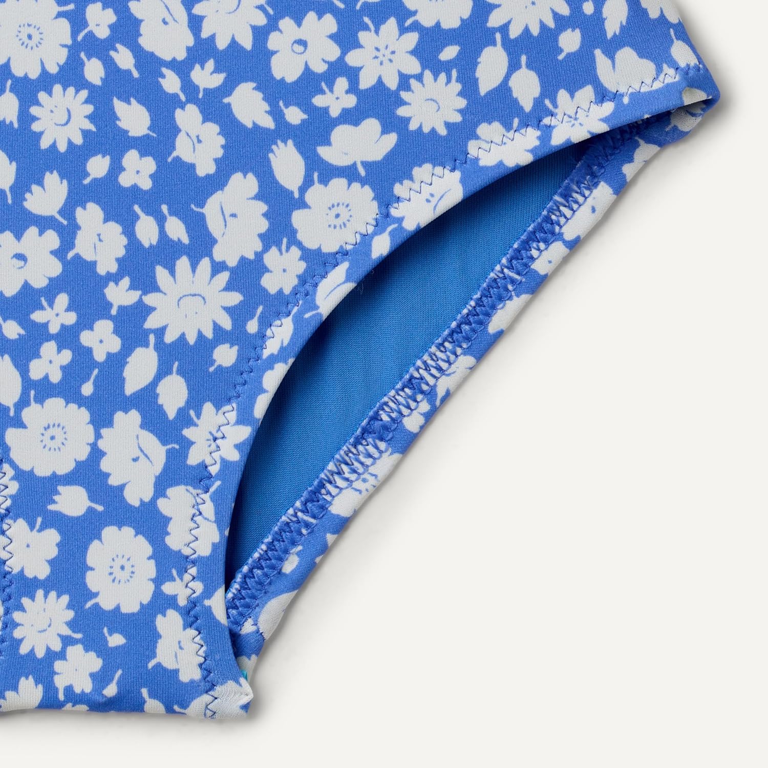 Amazon Essentials Girls and Toddlers' Cross-Back One-Piece Swimsuit - Image 5