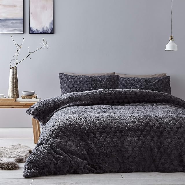 Catherine Lansfield Soft Touch Diamond Fur King Duvet Set Grey