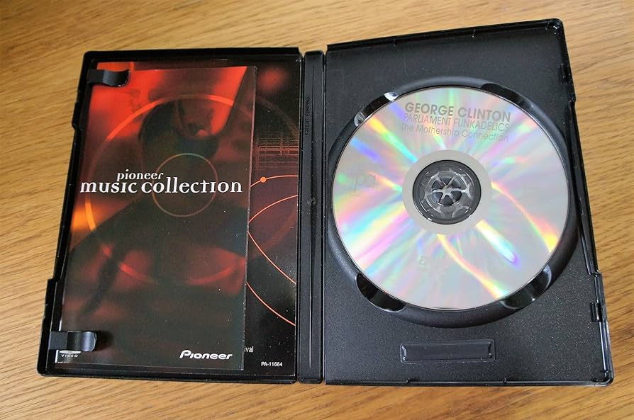 「The Mothership Connection」ドキュメンタリー映画DVD Amazon.co.jp: Mothership Connection Live 1976: DVD