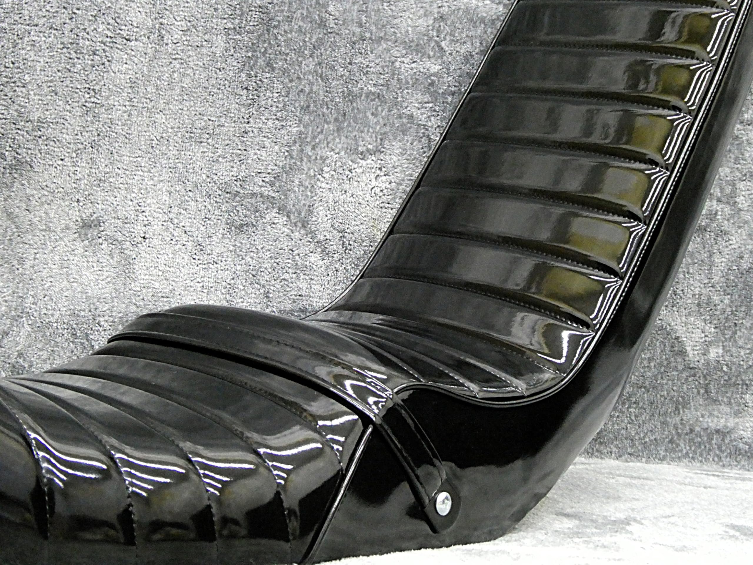 Amazon | ZRX400 黒エナメル 三段シート/ロングシート ZRX400-Ⅱ