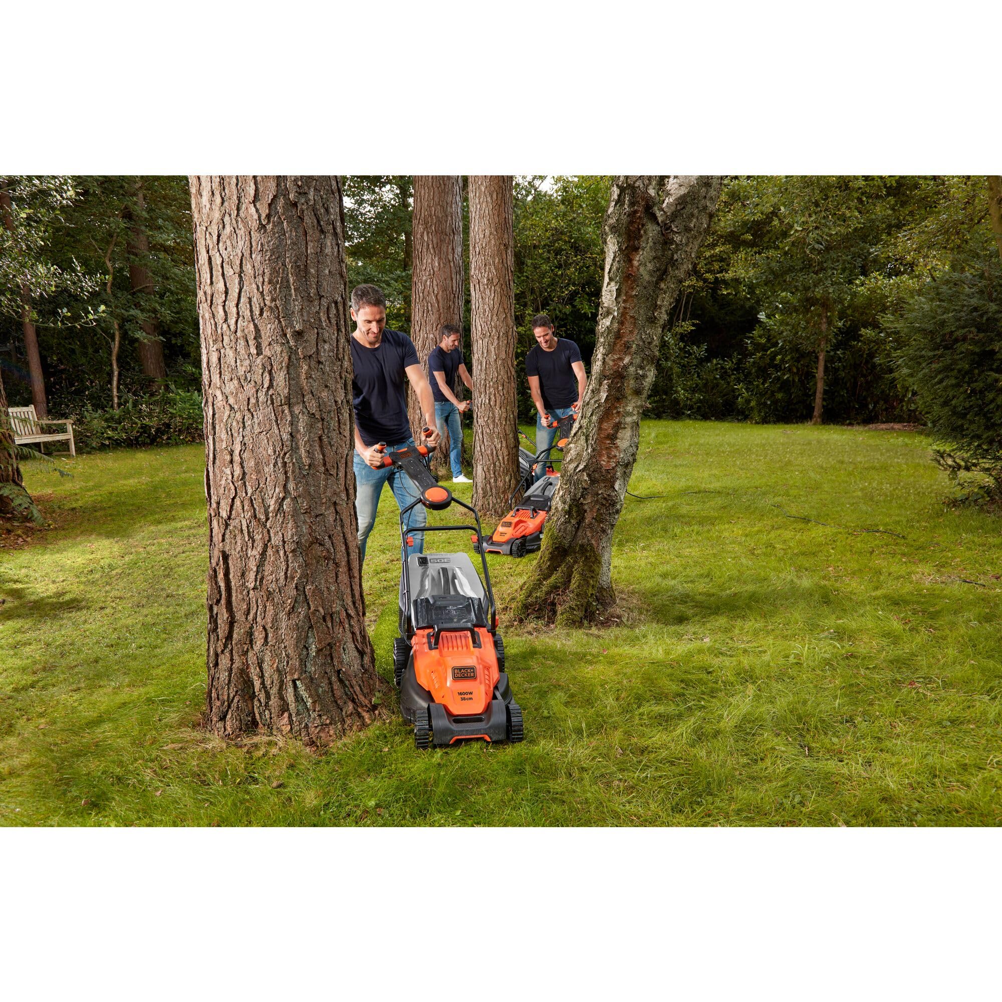 BLACK+DECKER BEMW471ES, Cortacésped eléctrico 1.600W 38 cm, Anchura de Corte de 38 cm, 6 Alturas Ajustables de Corte de 20, 30, 40, 50, 60 y 70 mm, Mango EASYSTEER de 3 Posiciones