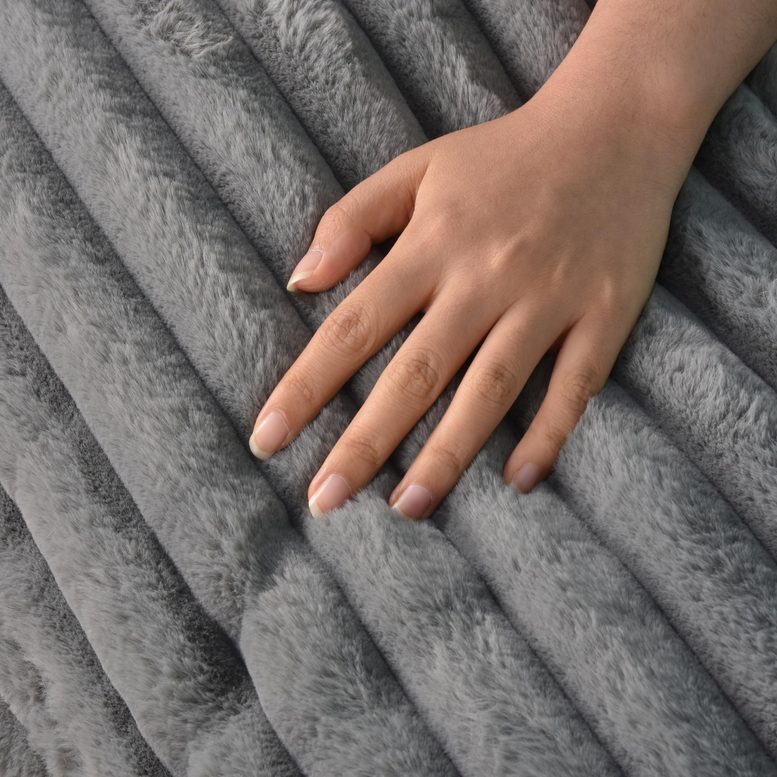 bananair 3-osobowa sofa z prążkowanym sztucznym futrem, miękka i wygodna, wyściółka z pianki i włókien, innowacyjna modułowa konstrukcja bez kości, łatwo przekształca się w 2 worki do siedzenia