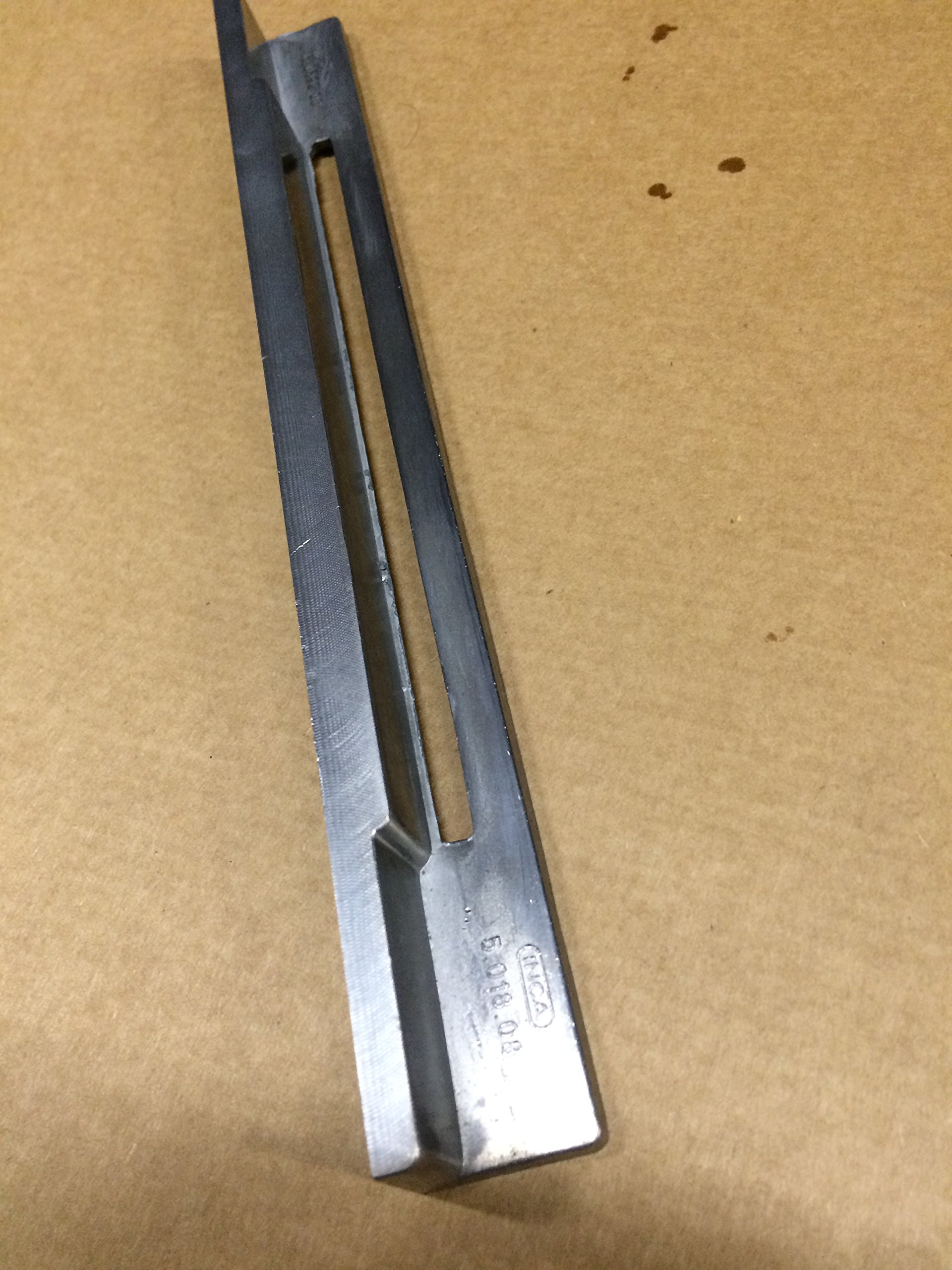 Guide d'appui ras de table INCA réglable pour une découpe rectiligne