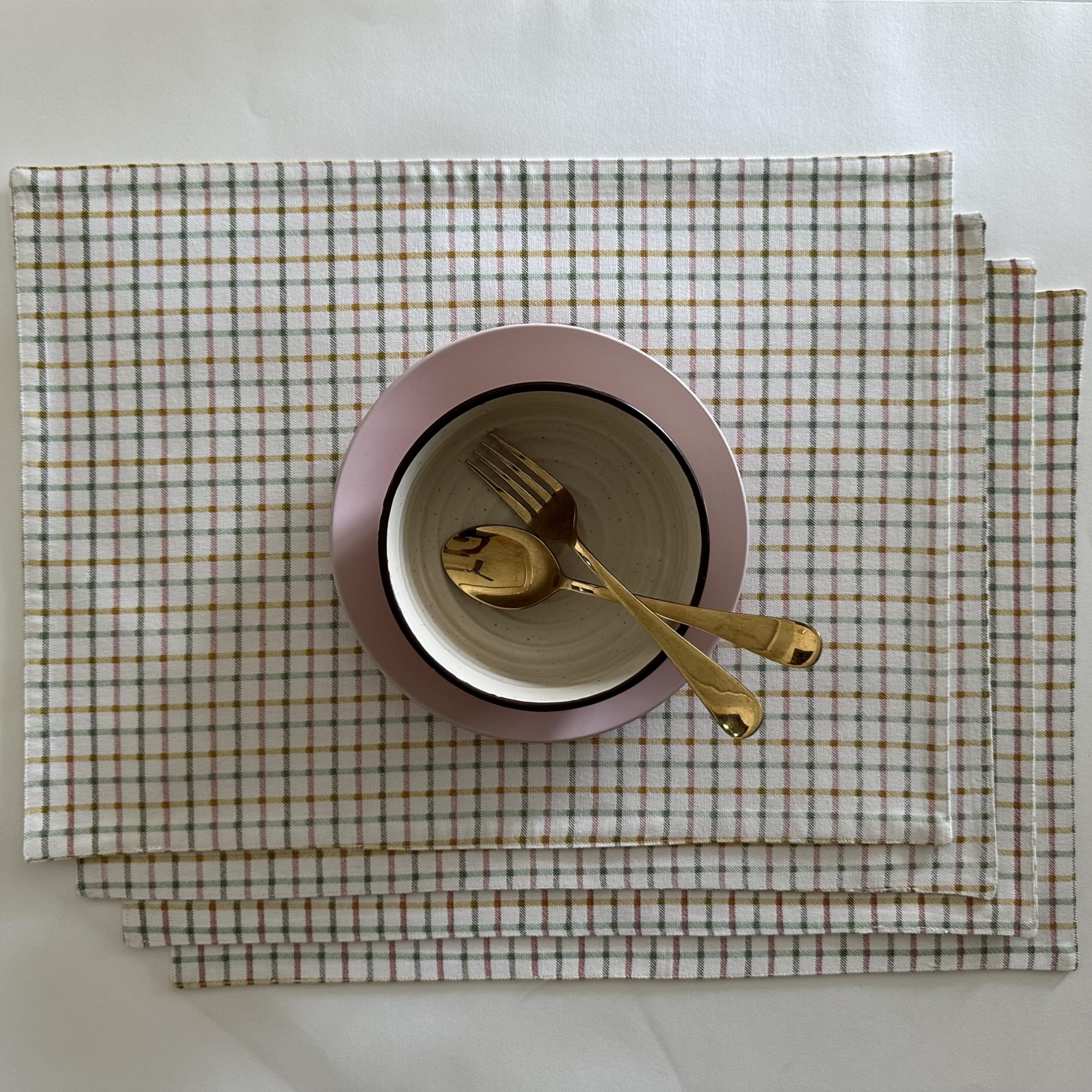 Oak & Lily Set of 4 Placemats - Multicolour Checks Print | 100% Cotton | European Standard | Fully Washable | 33x45 cm | Perfect for Everyday Use or Special Occasions (B0CW6B8Y6D) Amazon Price History, Amazon Price Tracker
