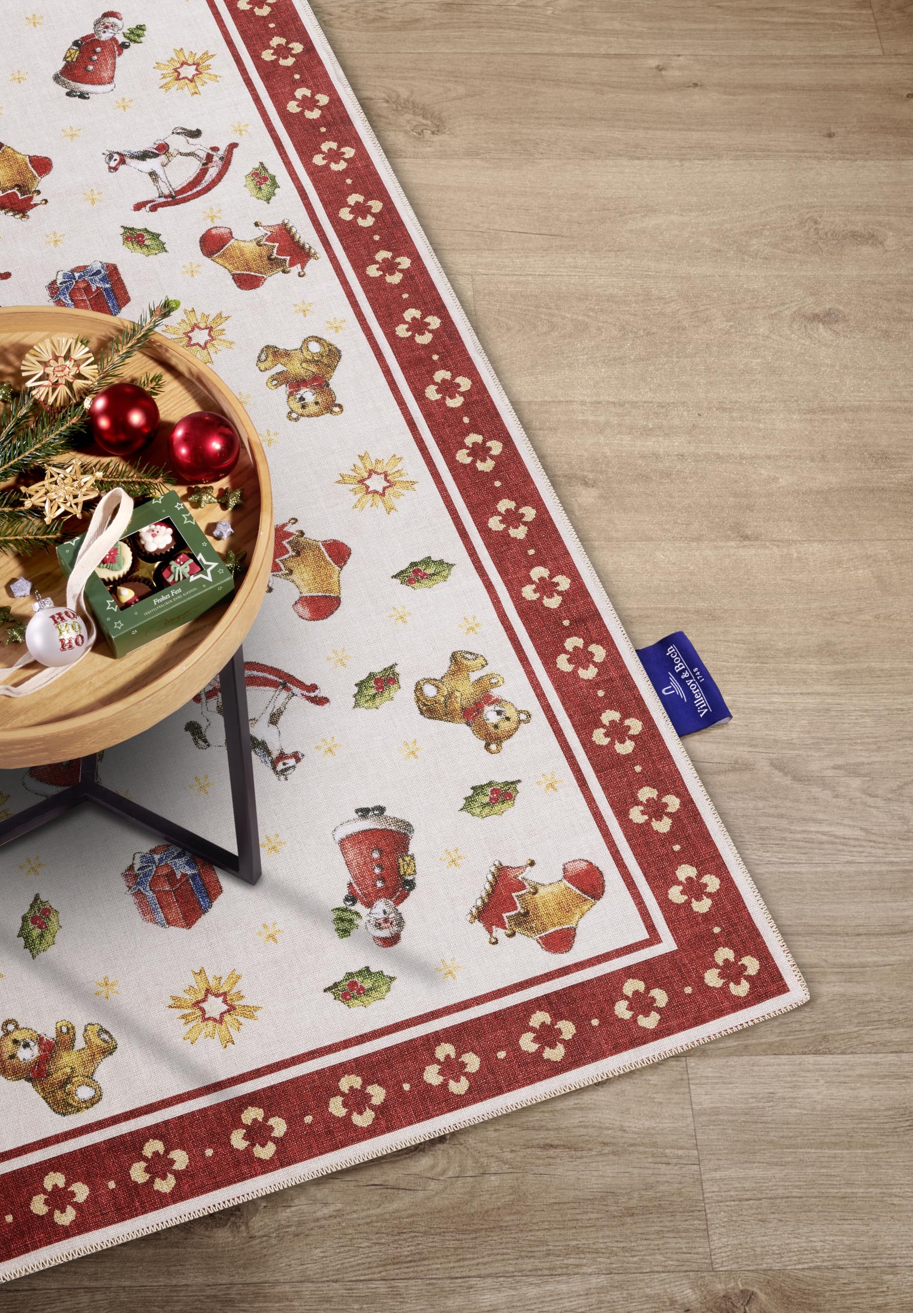 Villeroy & Boch Toy's Delight Tapis Design nostalgique Sapin de Noël et Sapin de Noël pour Salon, Chambre à Coucher, Salle à Manger, Couloir Rouge Multicolore 160 x 230 cm