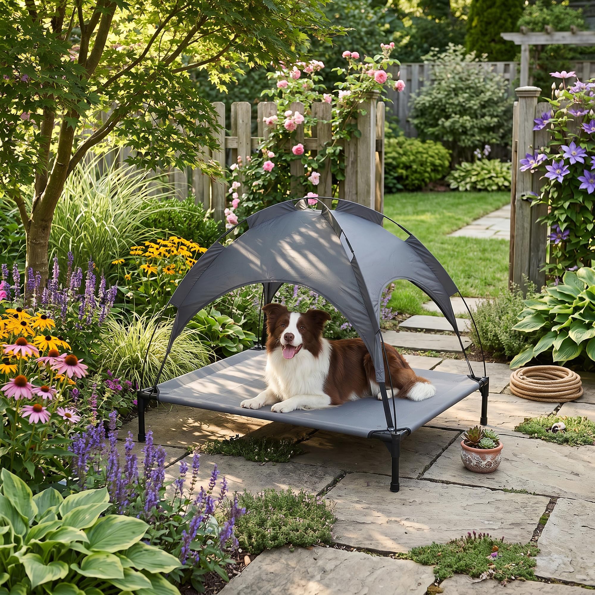 Italian Bed Linen – Brandina Rialzata per Cani "Sunny", Lettino con Tettuccio Protezione UV e Impermeabile, Tessuto Traspirante Anti-Umidità, Portata 50kg, Ideale per Esterno e Giardino, 105x85x85 cm